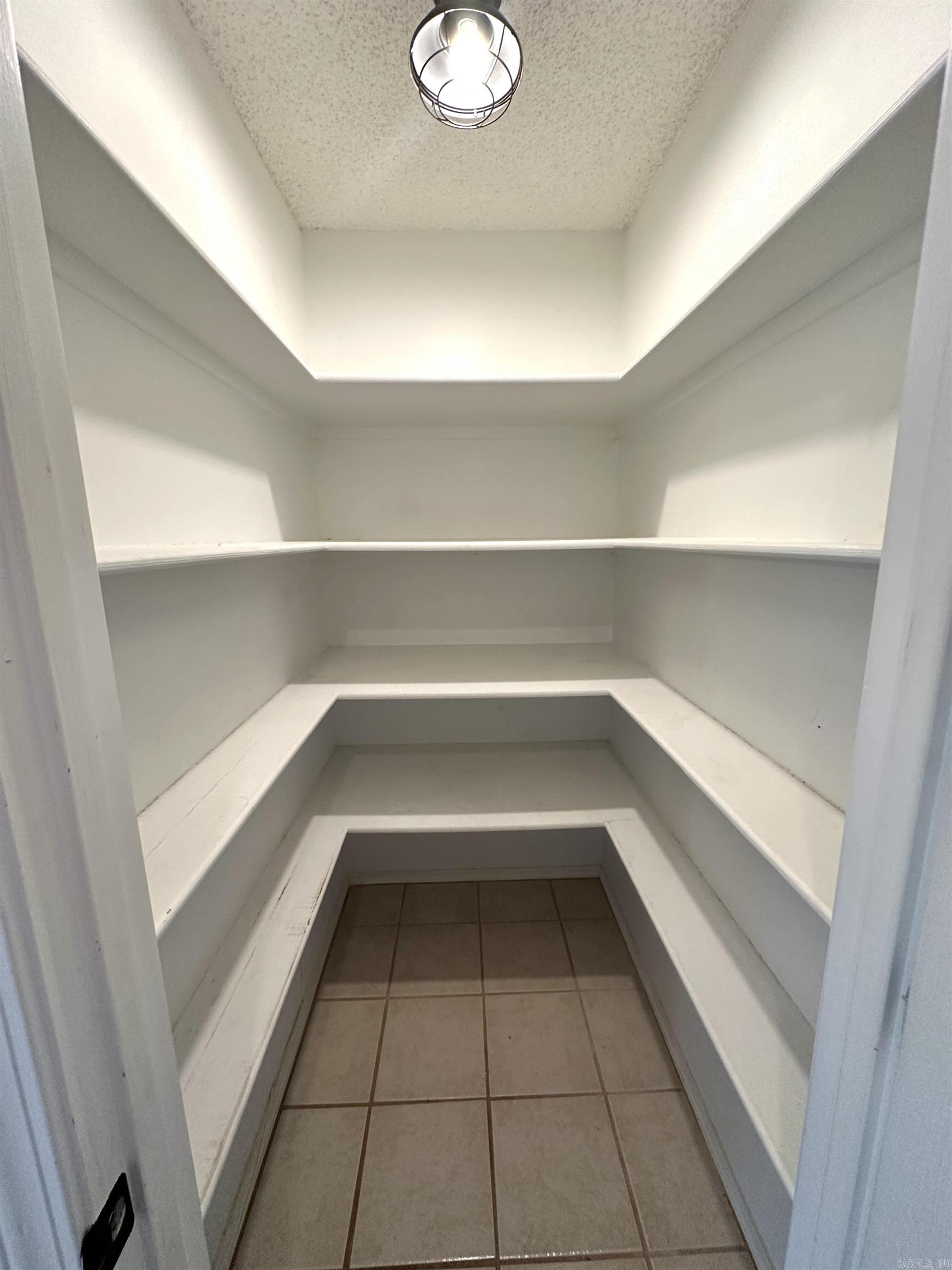 FOREST COVE - Residential