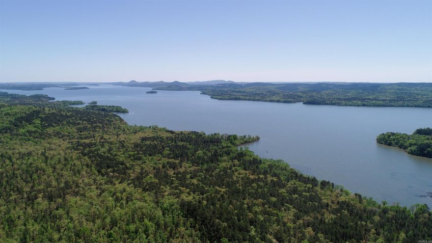 Beautiful lot overlooking Lake Maumelle, the foothills of the Ouachita National Forest, Pinnacle Mt.