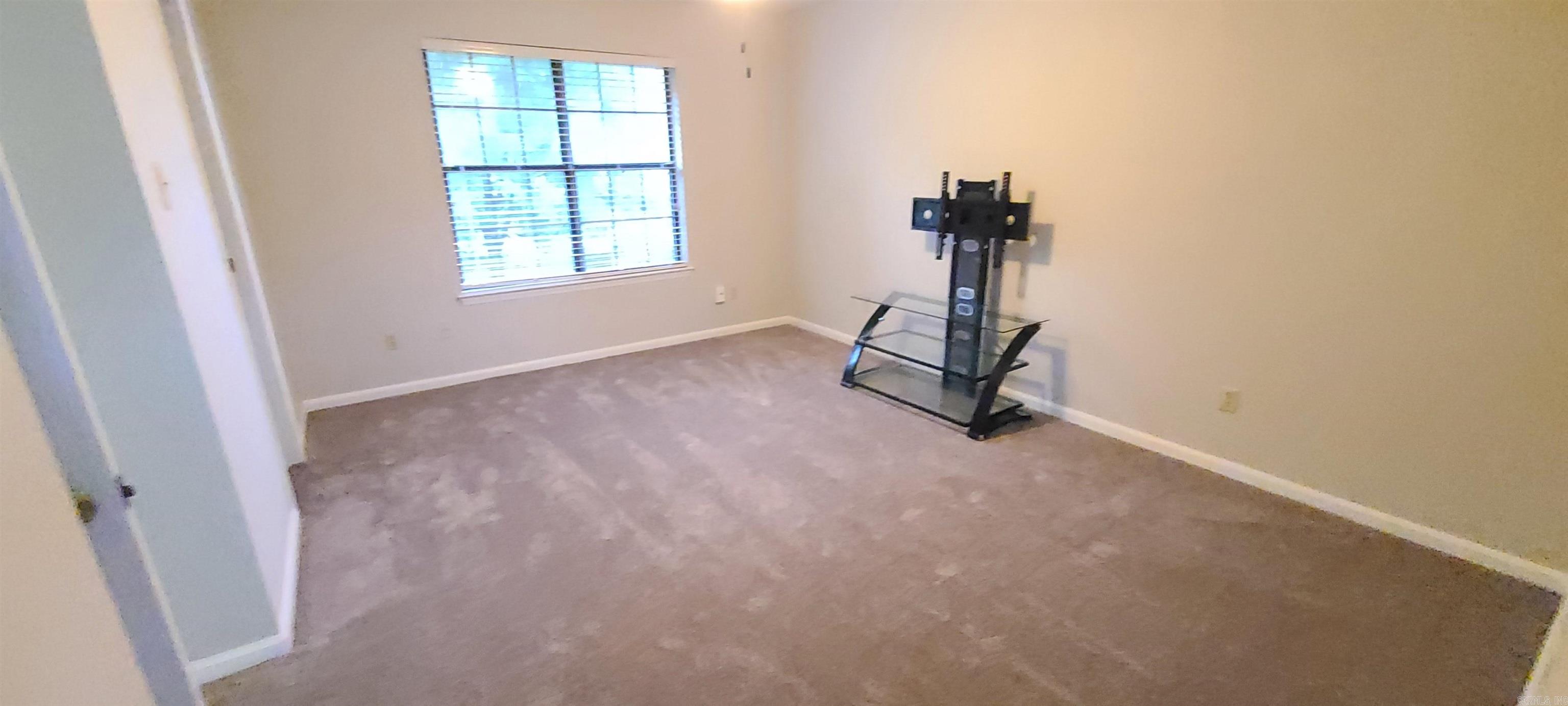 SILVER CREEK - Residential Lease