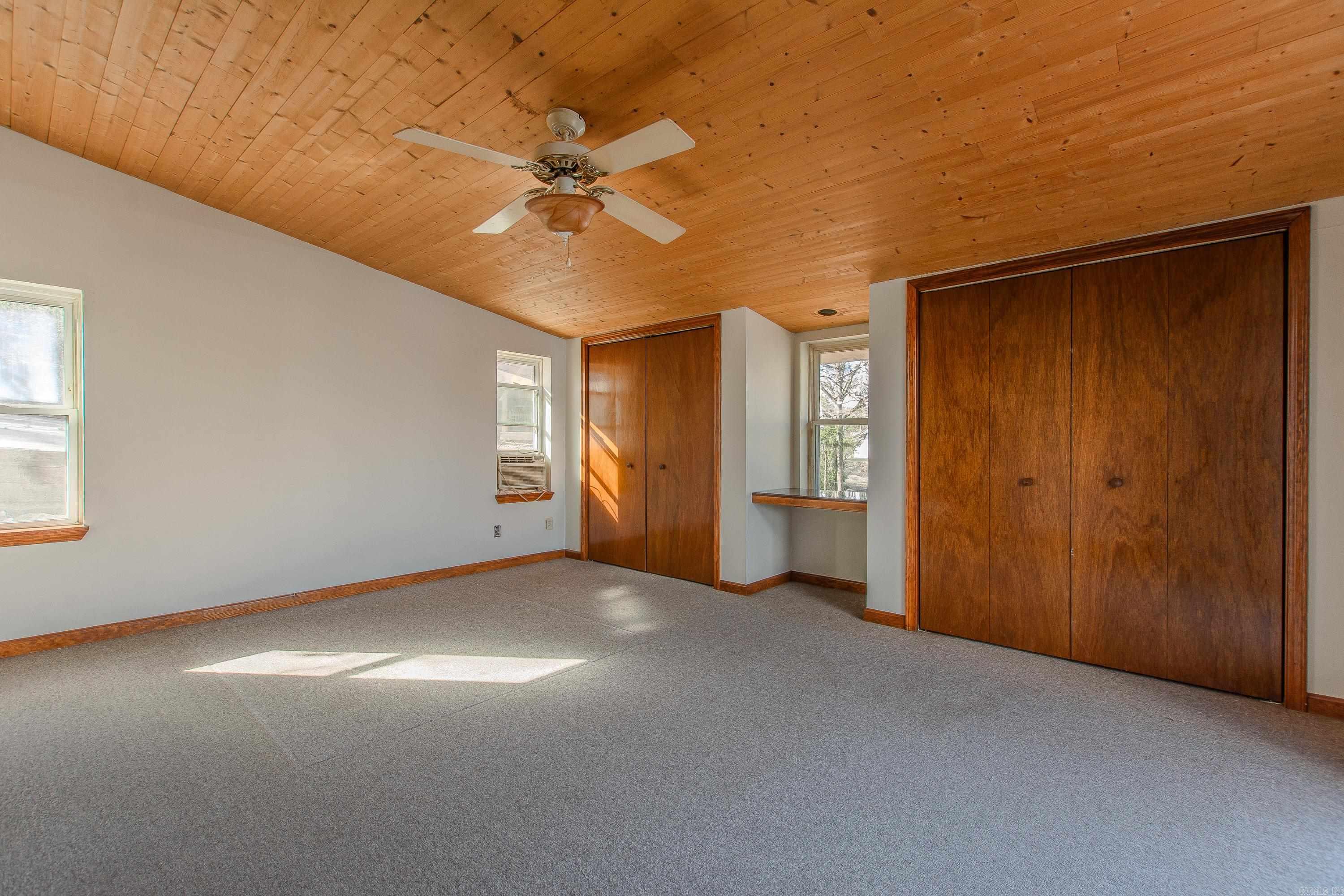 BRUSHY LAKE - Residential