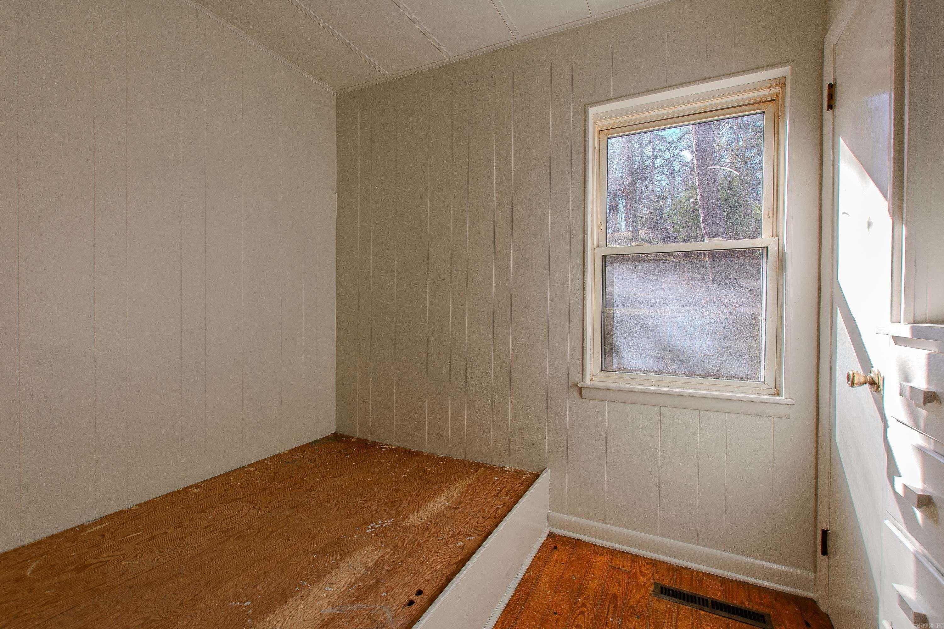 BRUSHY LAKE - Residential