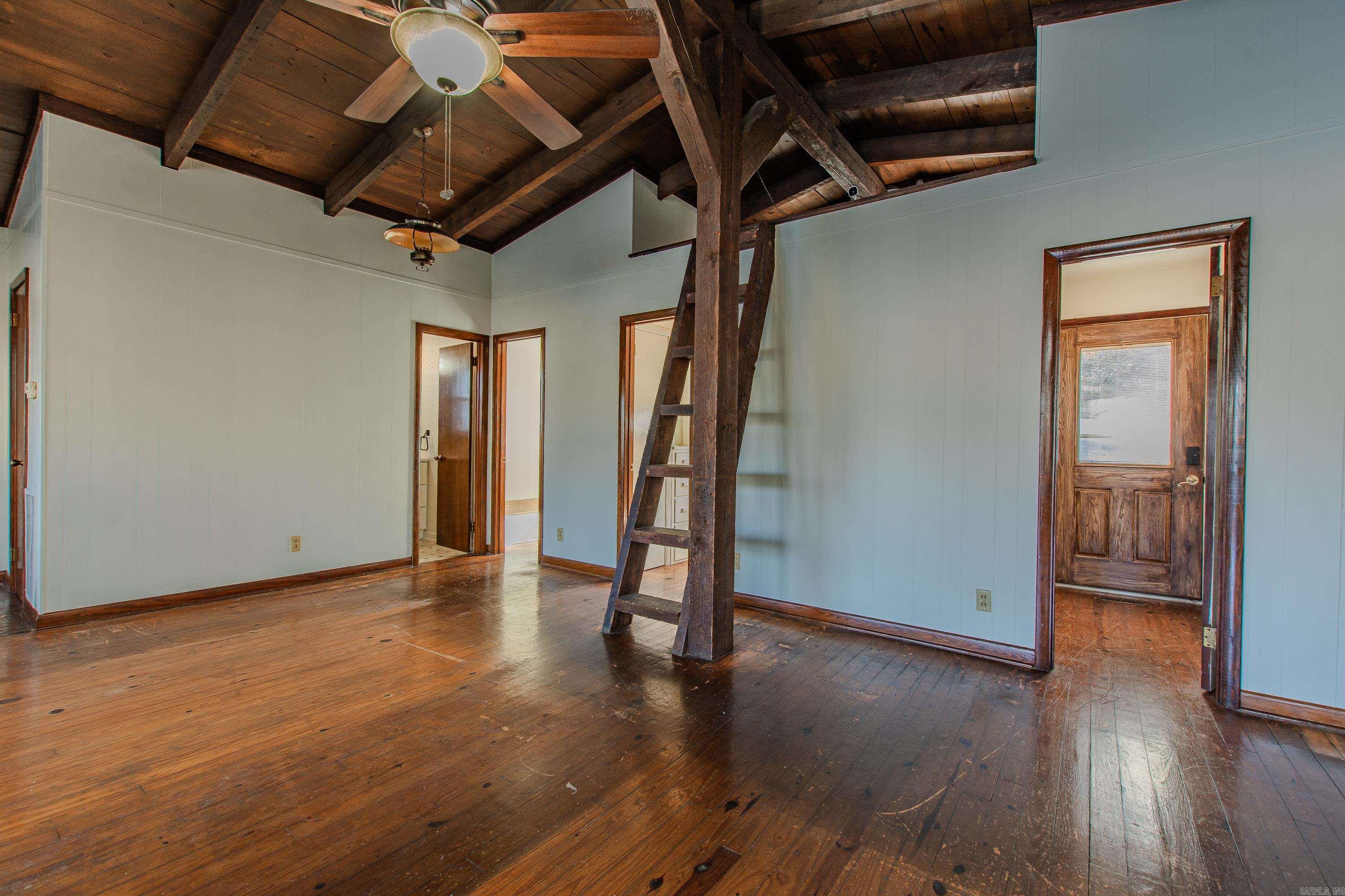 BRUSHY LAKE - Residential