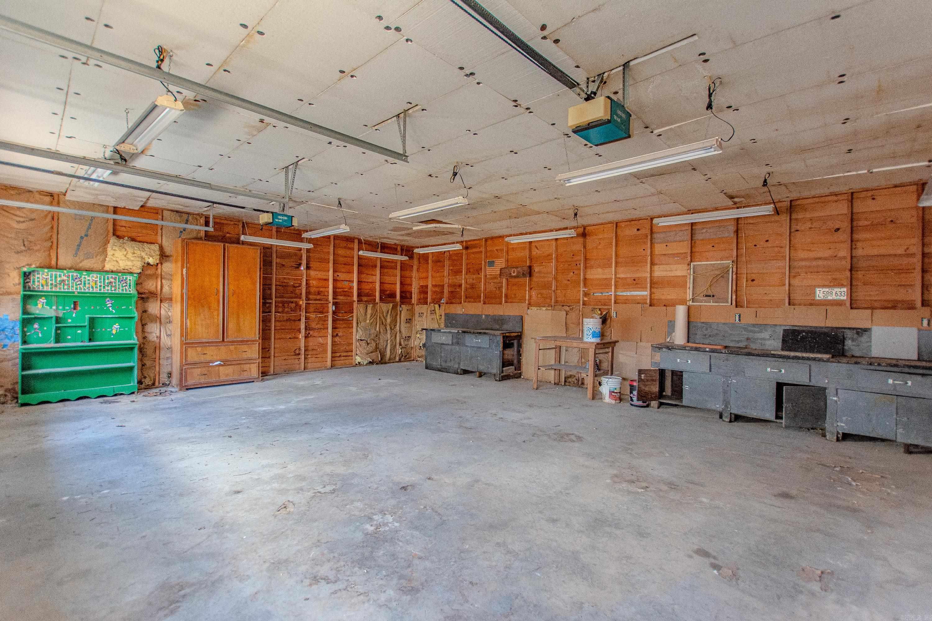 BRUSHY LAKE - Residential