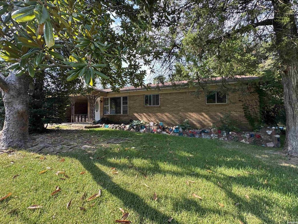 BRIARWOOD - Residential