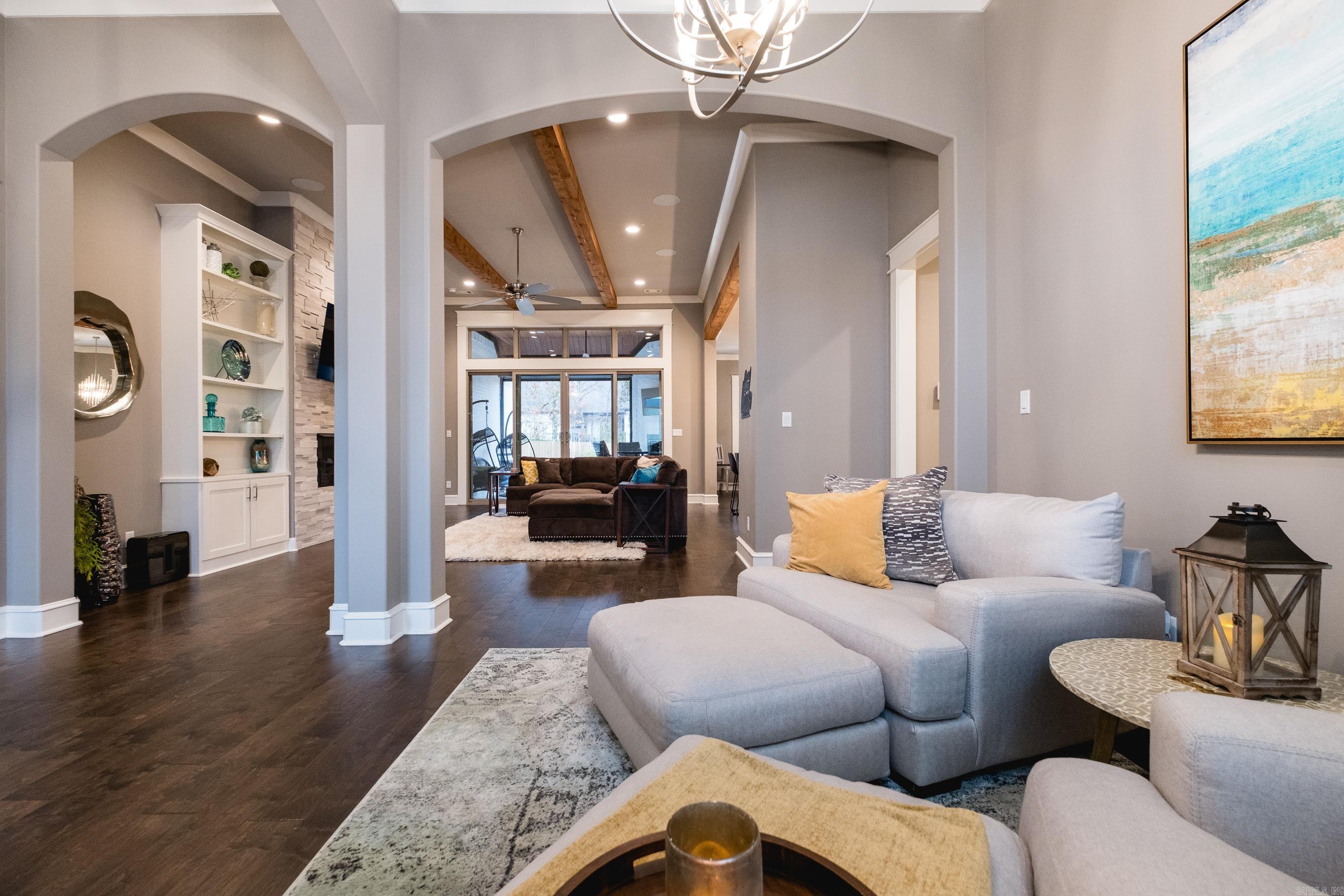 CHENAL VALLEY EPERNAY PLACE - Residential