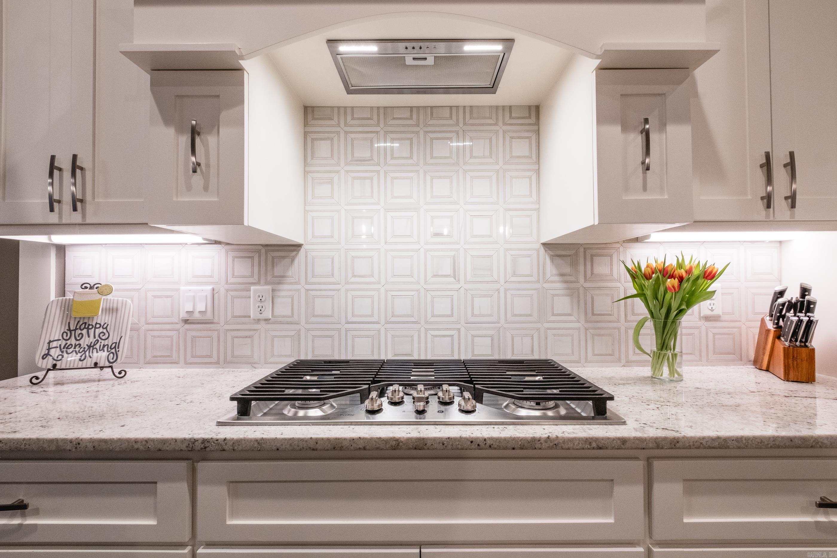 CHENAL VALLEY EPERNAY PLACE - Residential