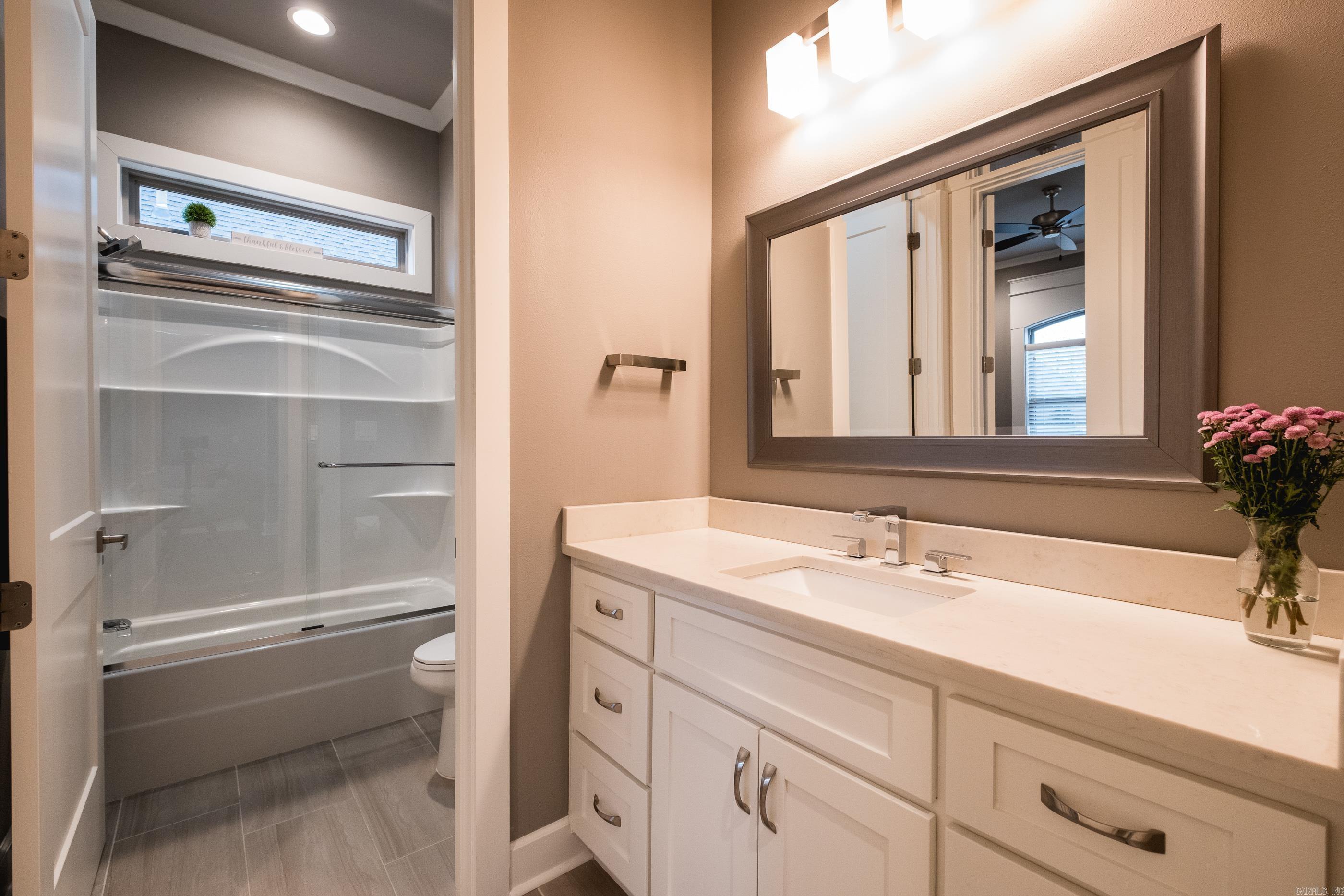 CHENAL VALLEY EPERNAY PLACE - Residential