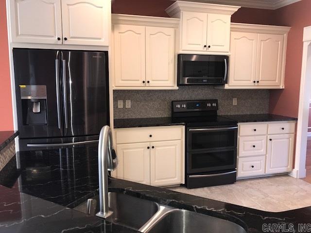 MAUMELLE VALLEY ESTATES - Residential