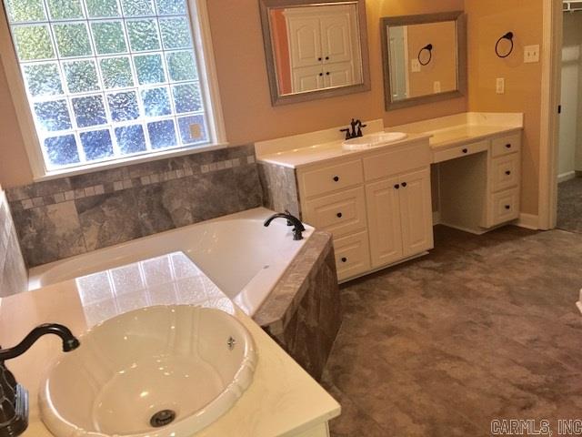 MAUMELLE VALLEY ESTATES - Residential