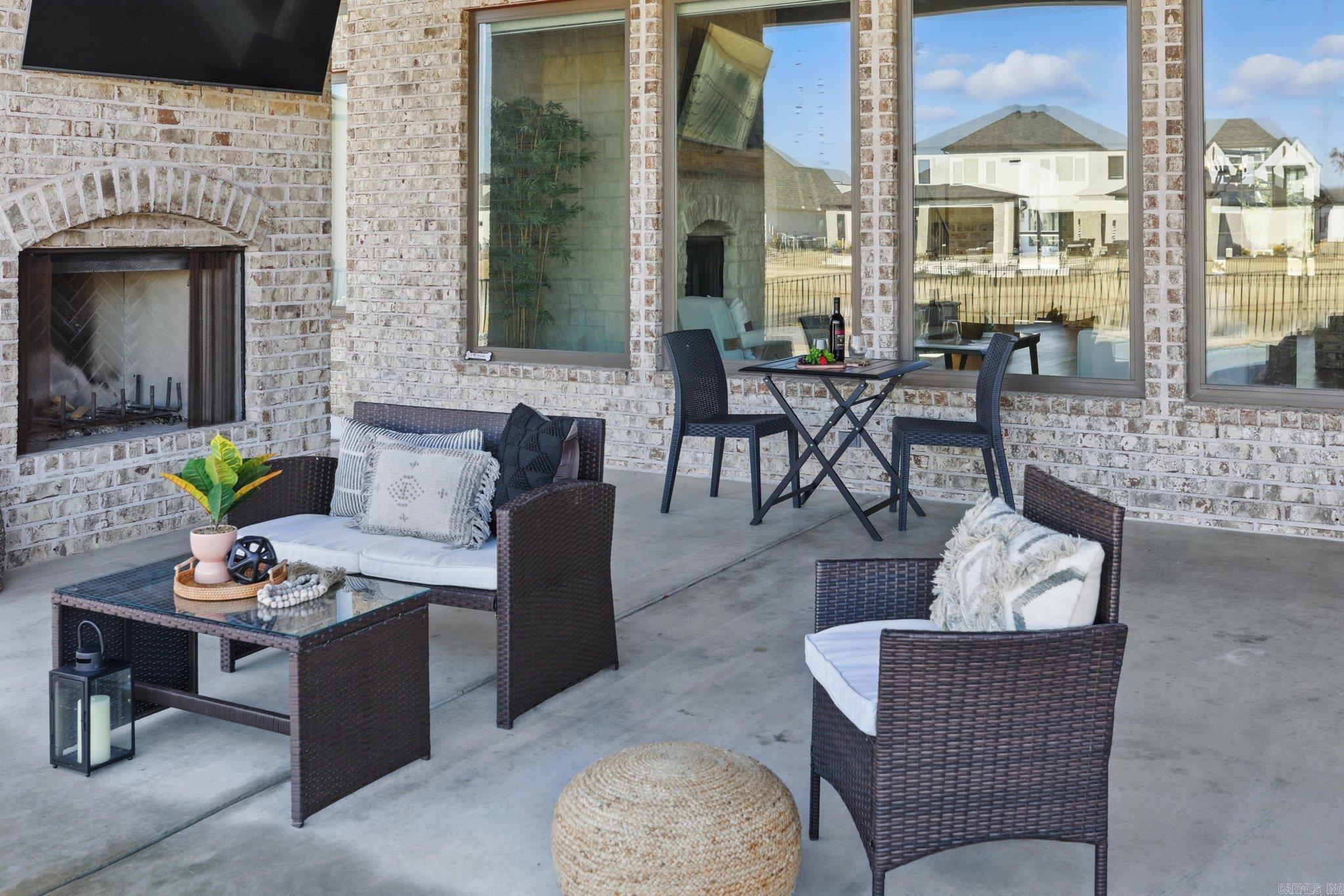 WEST LAKE VILLAGE - Residential