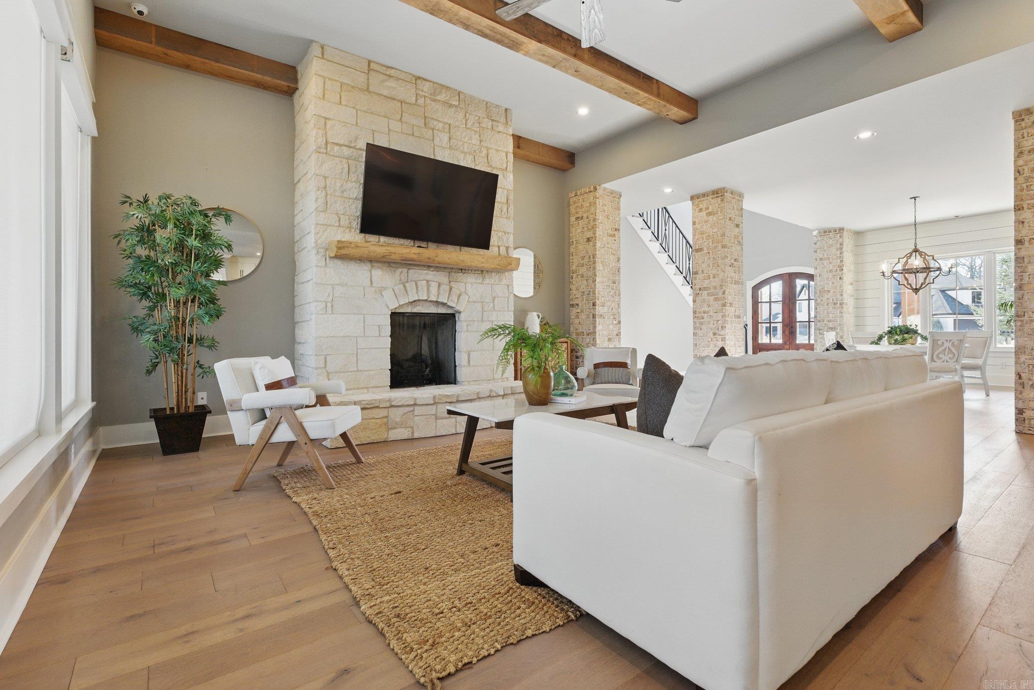 WEST LAKE VILLAGE - Residential