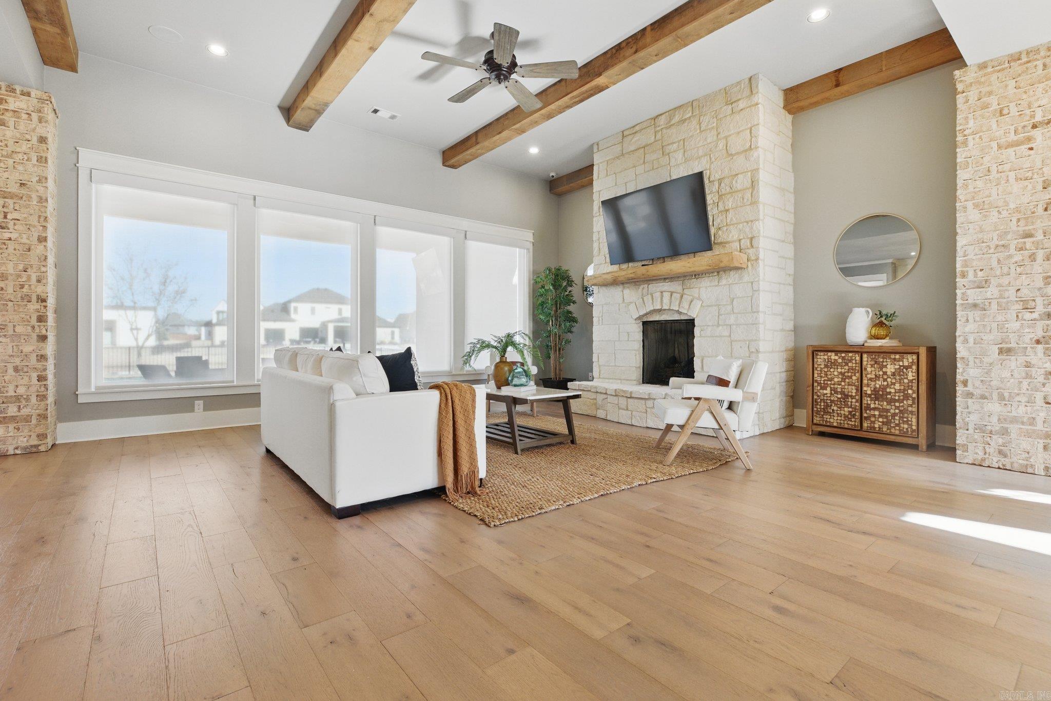 WEST LAKE VILLAGE - Residential