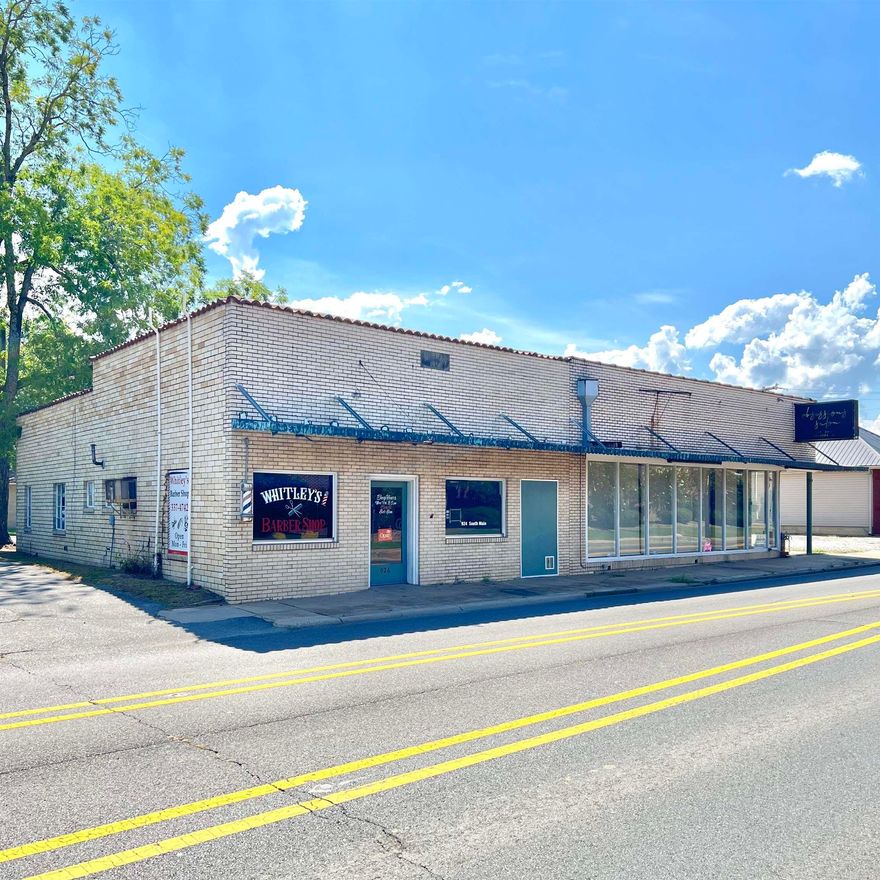 Downtown Malvern Gem—Endless Business Potential!  Here's your chance to own a high-visibility commercial property right in the heart of historic downtown Malvern, Arkansas! Perfectly positioned on South Main Street, this property sits in a bustling, high-traffic area—ideal for turning your dream business into reality. Currently a well-known salon and barber shop, the space will soon be available as the tenants relocate, giving you a blank canvas to bring your vision to life.  Property Highlights: • Two separate parking areas for easy customer access • Additional land for expansion, patios, or creative outdoor use • Prime location for retail, office space, a boutique, studio, or café.  This well-loved, family-owned property is priced to move and packed with potential. Don’t miss this rare opportunity to purchase property in a growing downtown district—opportunities like this don’t come around often!  Agent see remarks.