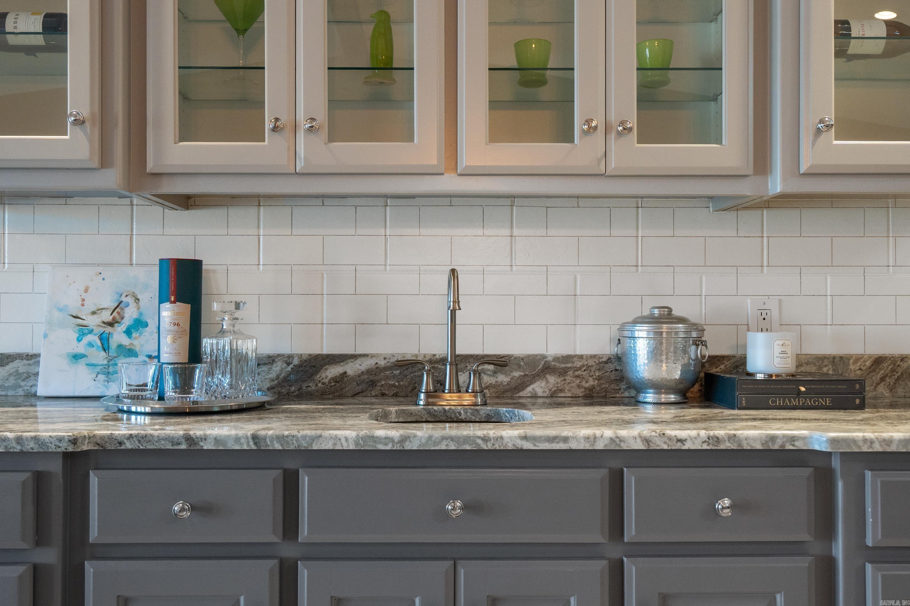 WATERS EDGE HPR - Residential