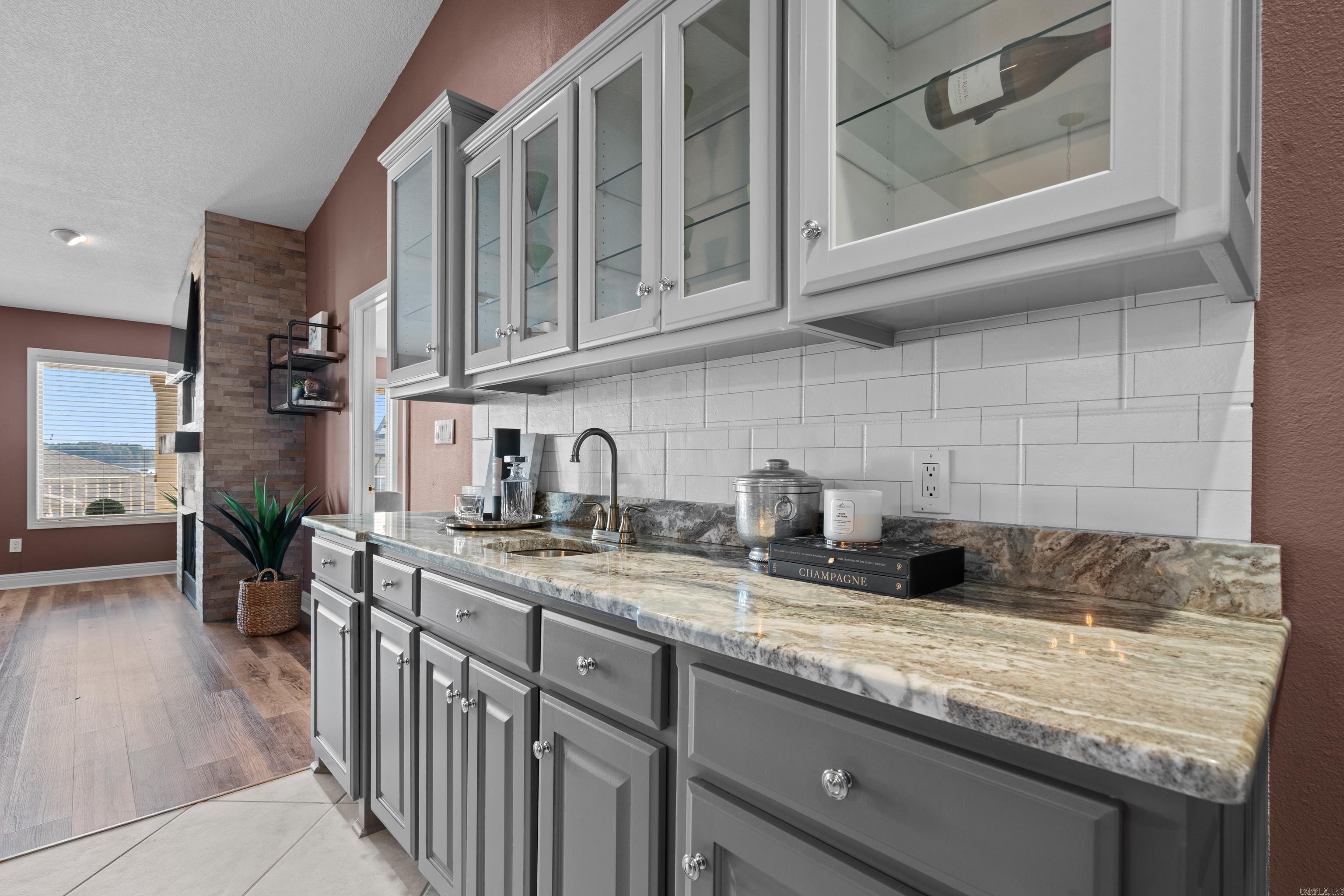 WATERS EDGE HPR - Residential