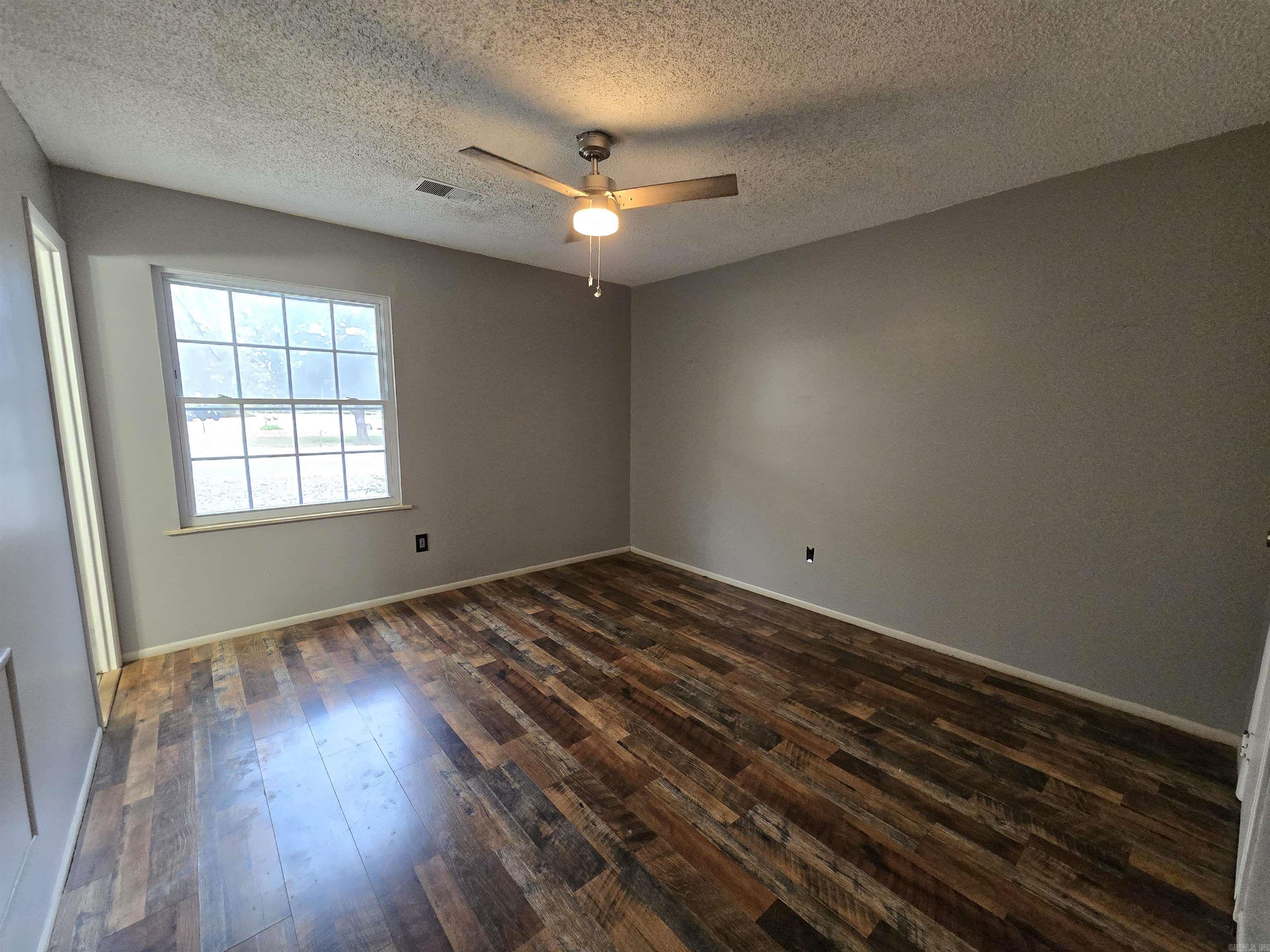 BECKER GREGG MEADOWS - Residential