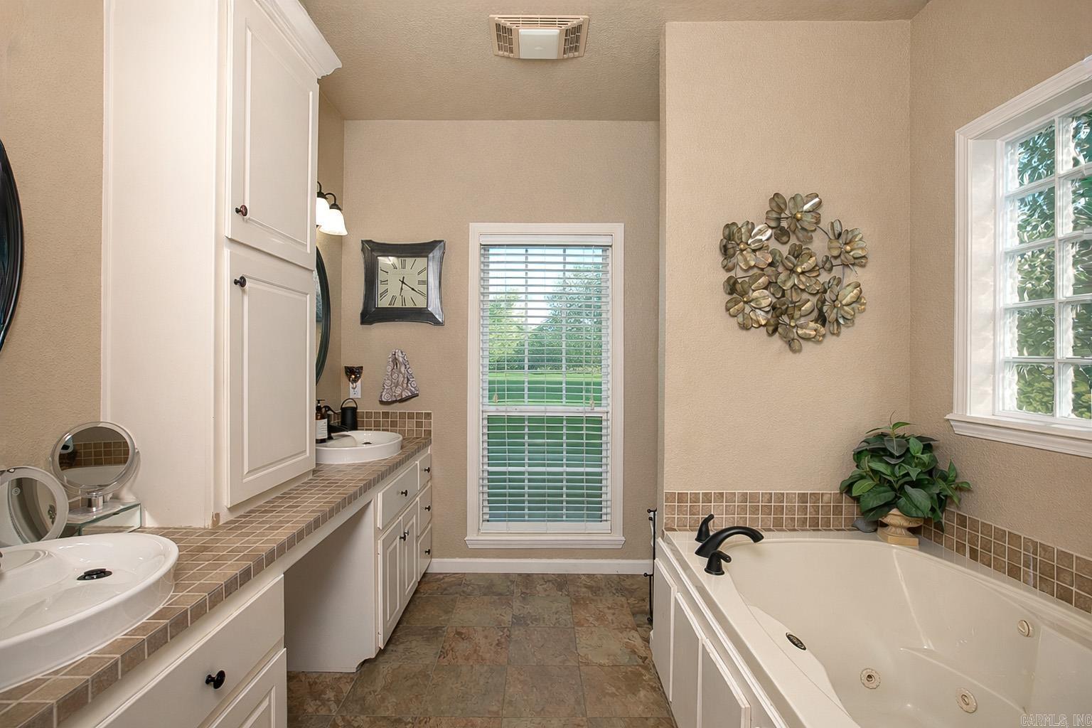 DIAMONDHEAD BLOCK J - Residential