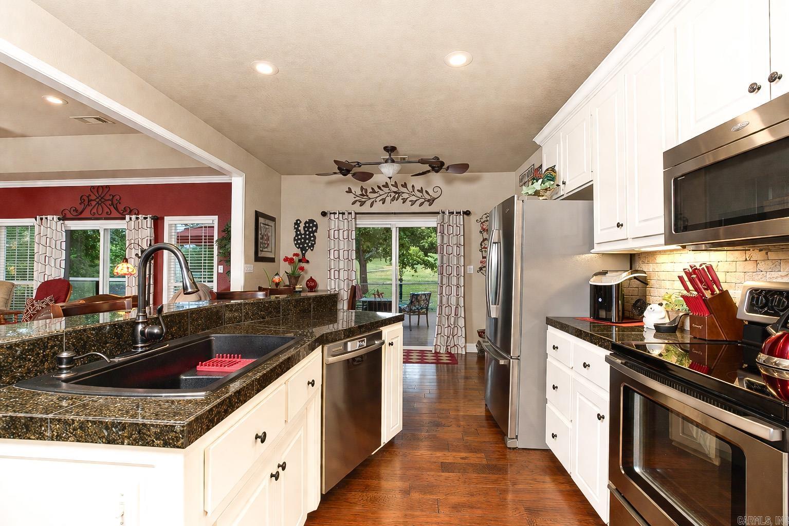 DIAMONDHEAD BLOCK J - Residential