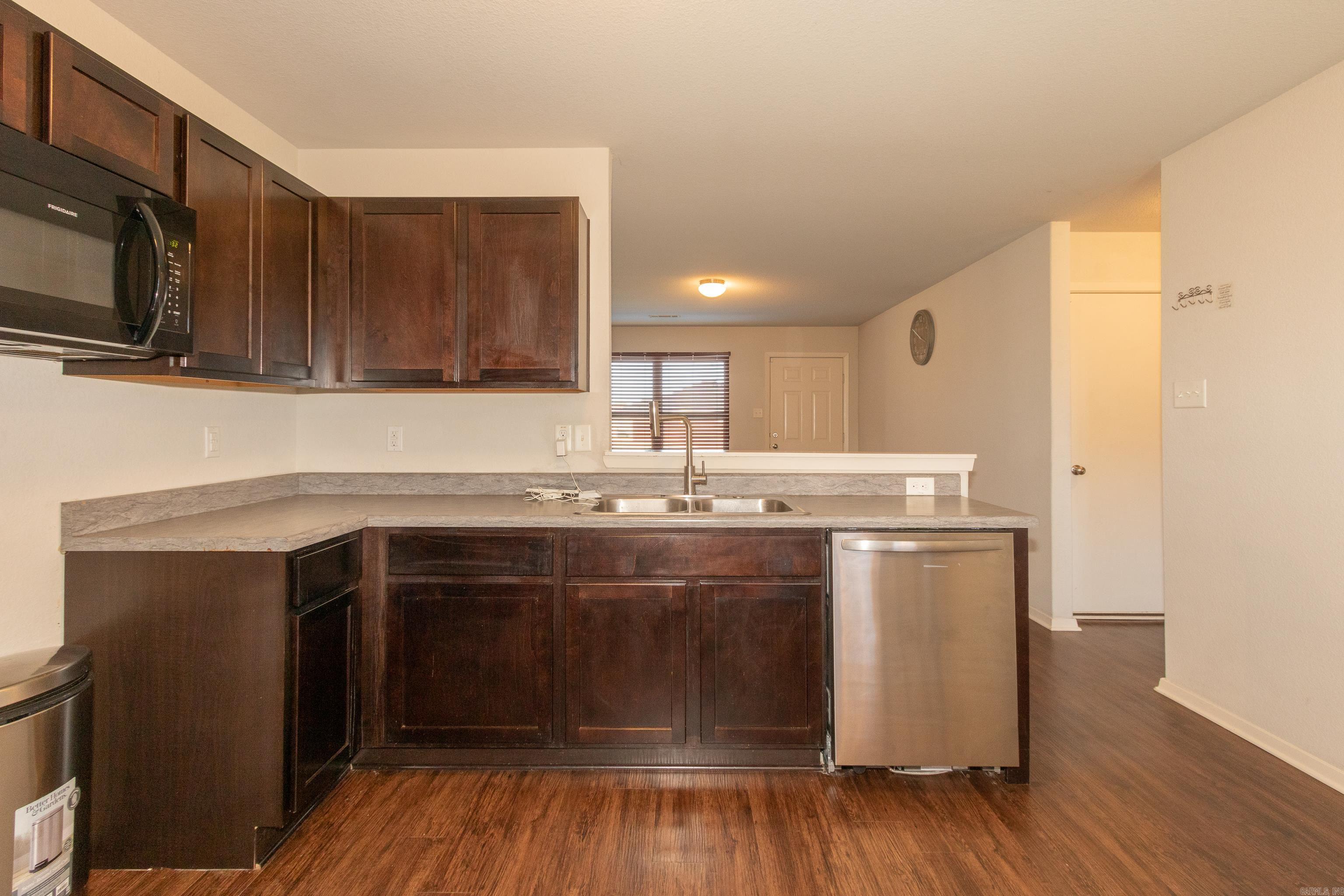 FAULKNER CROSSING - Residential