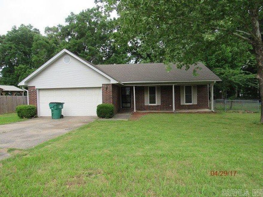 Cabot-- SOLD AS IS Awesome 3 Bed rm, 2 Bath home Spacious Great rm, Kitchen -Din-Rm- Combo, 2 Car Garage,Fully Fence &   Close to Air Base & Little Rock this house will make a good first time buyer home and you can go 203 K loan you will need a Approval Letter, Earnest Money. Submit all offers to www.Auction.com