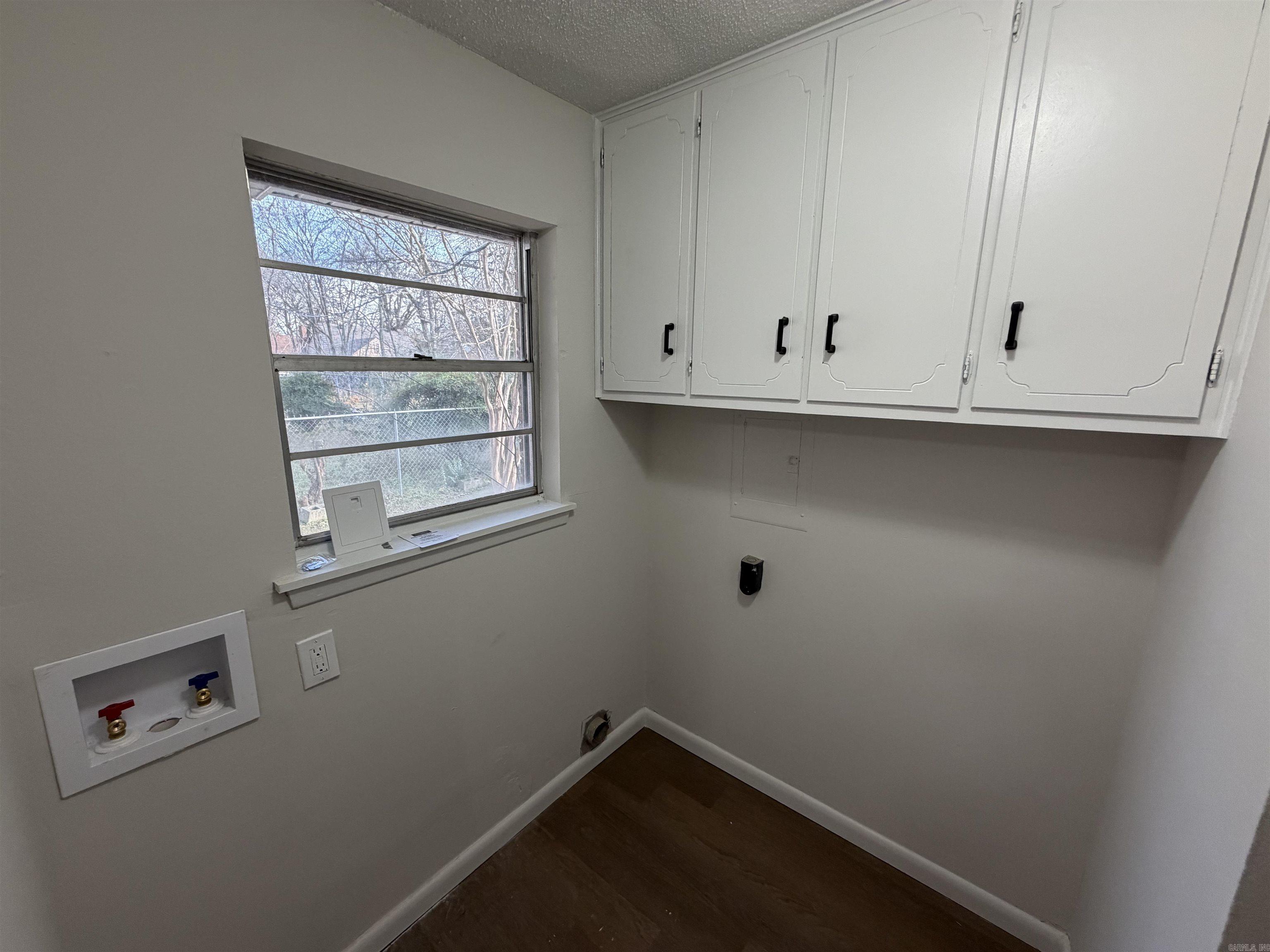 Not in Subdivision - Residential Lease