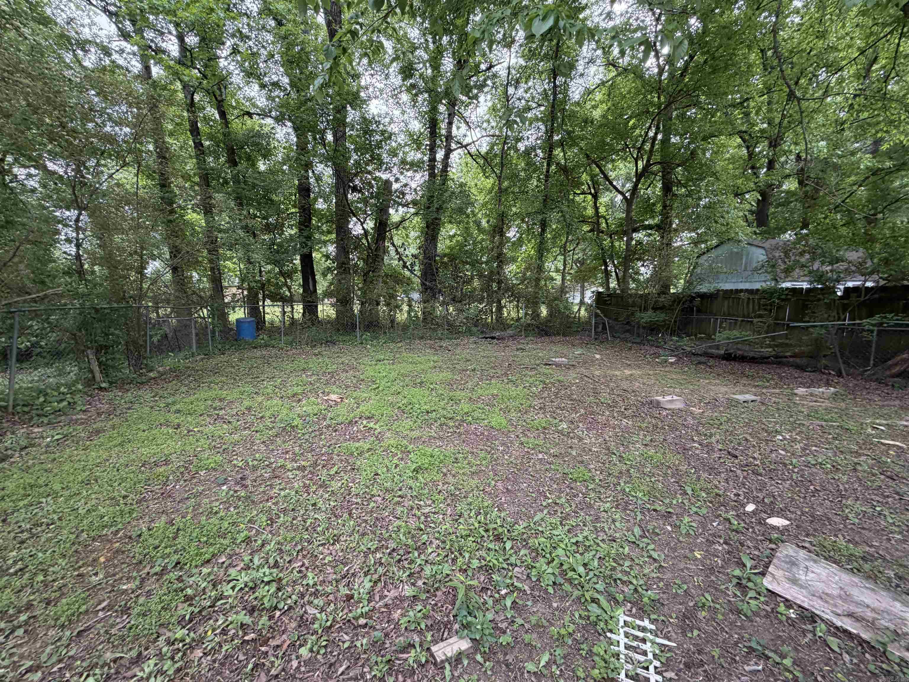 HACKBERRY KNOLL - Residential