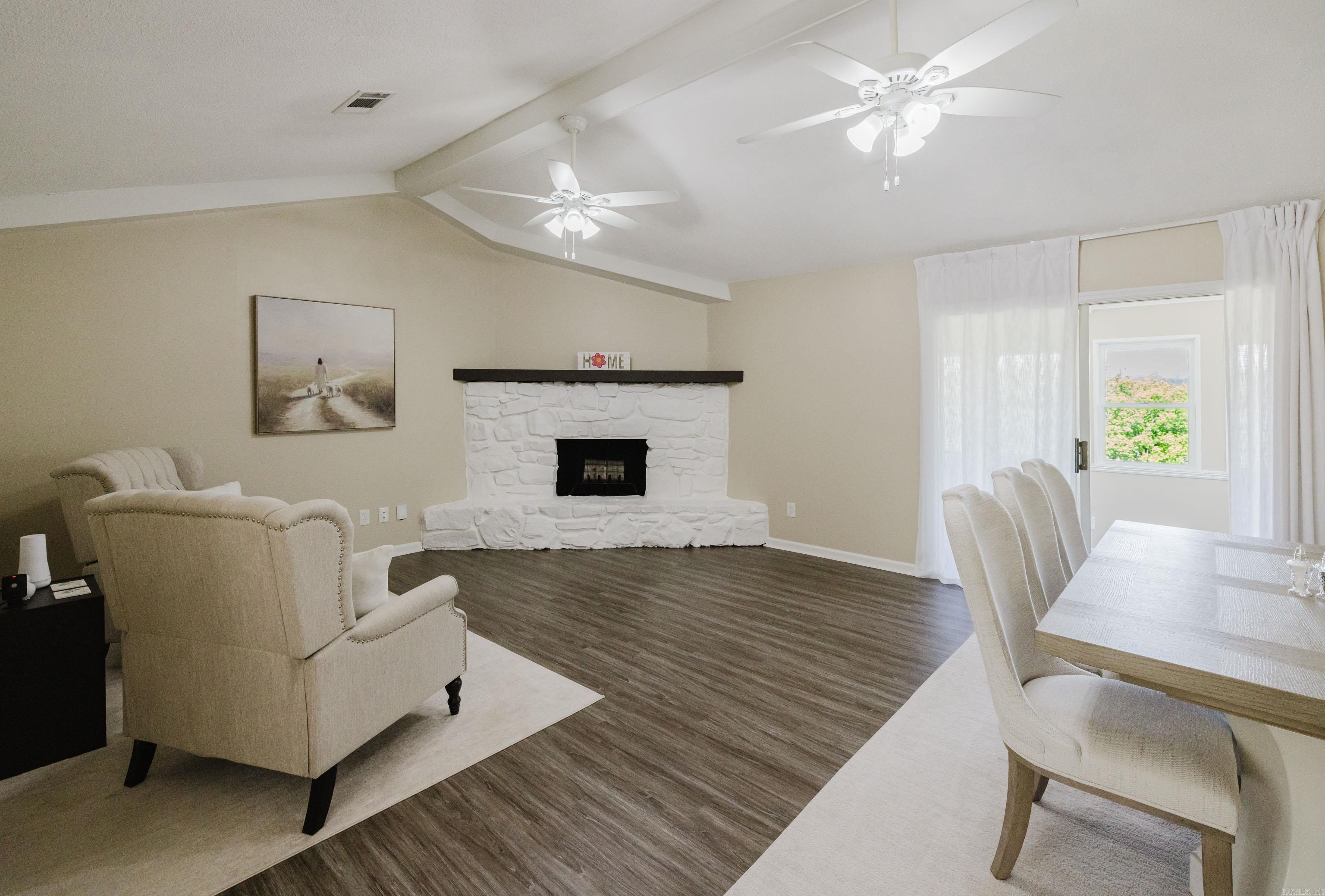 PLEASANT FOREST - Residential