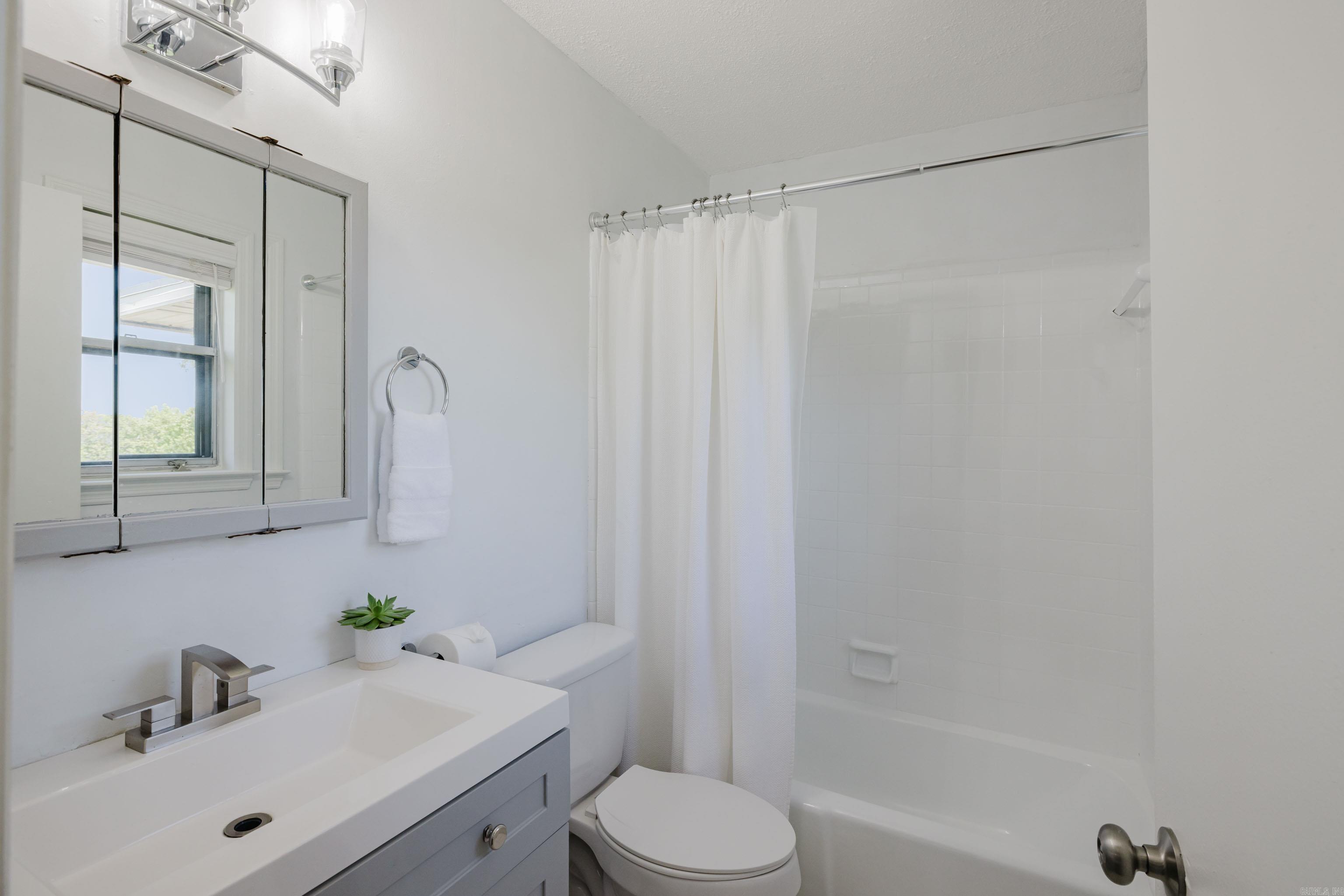 PLEASANT FOREST - Residential