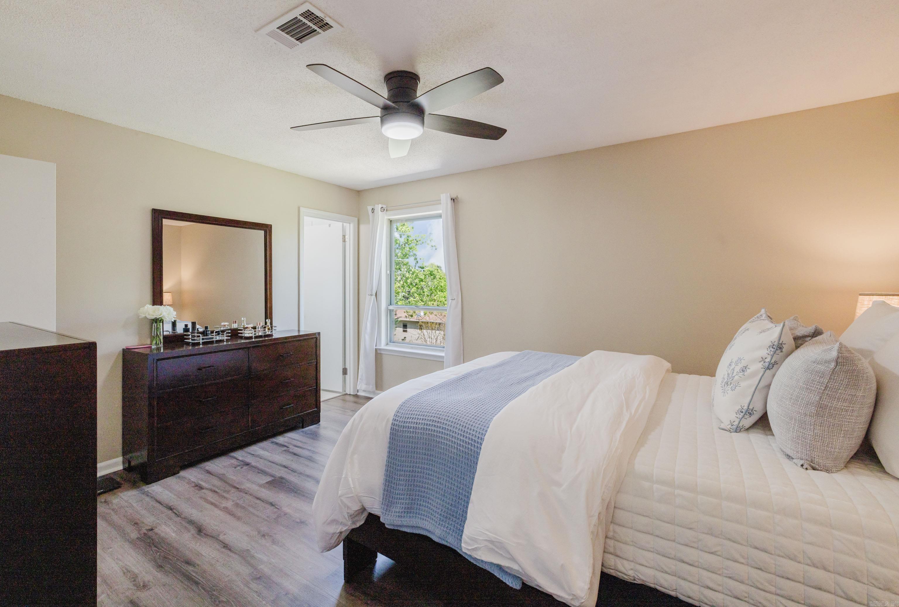 PLEASANT FOREST - Residential