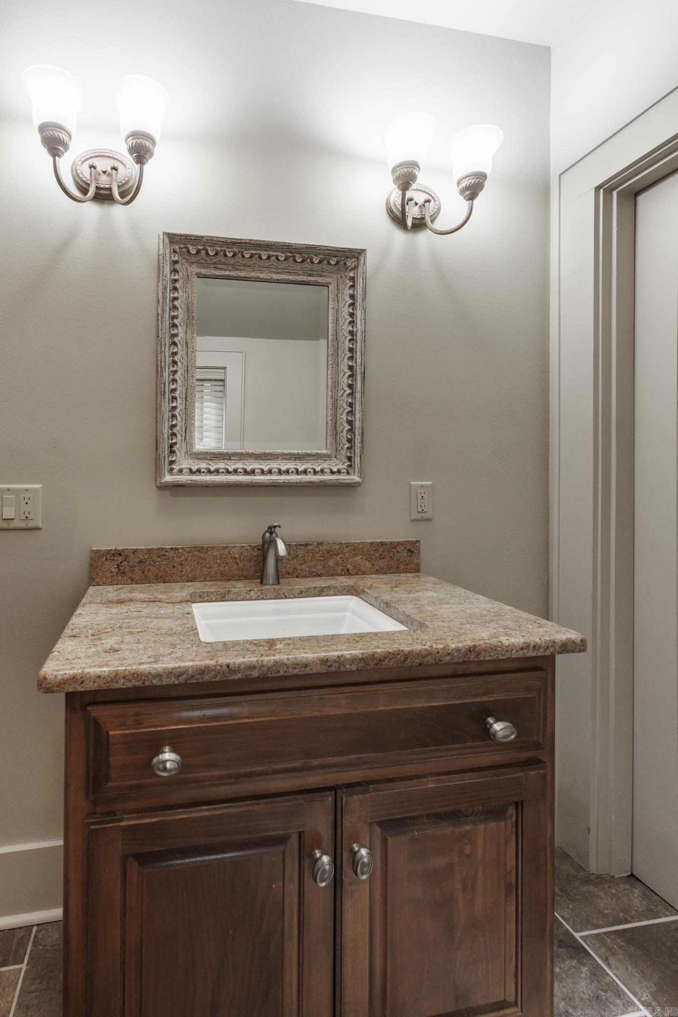 CRAWFORDS RESURVEY - Residential