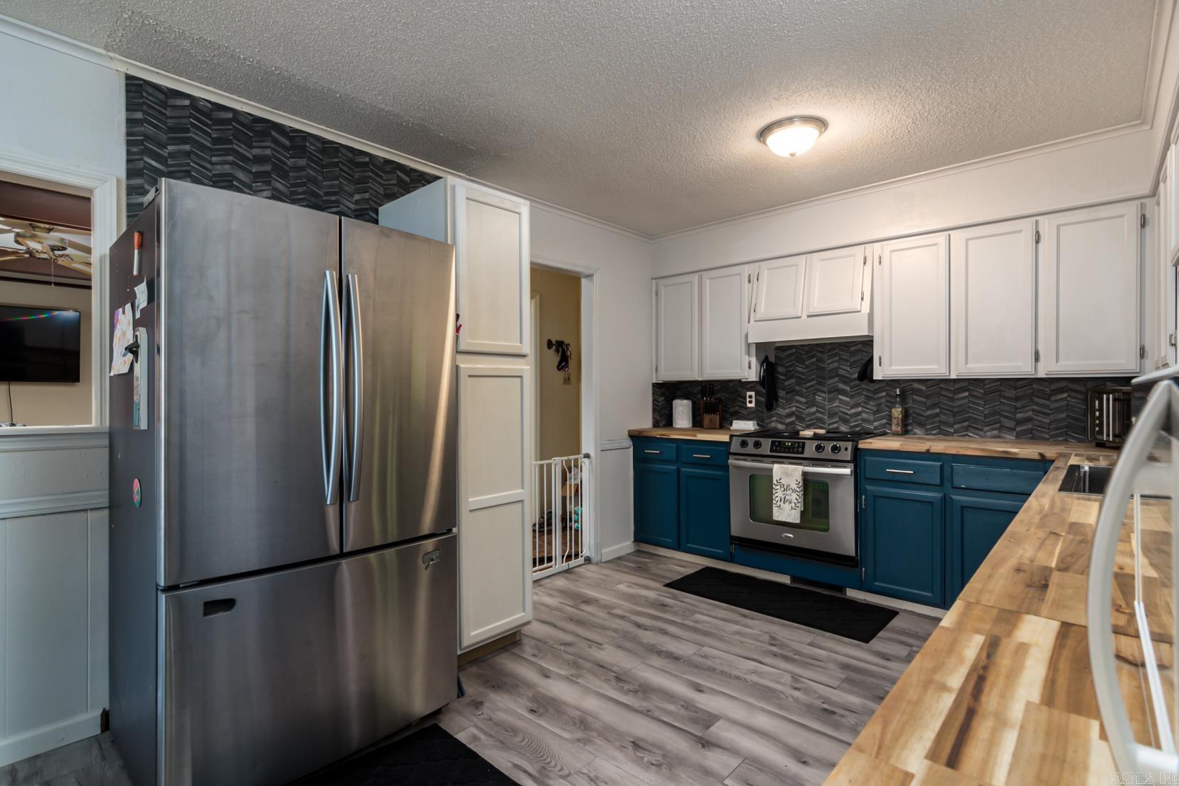 WALNUT VALLEY - Residential