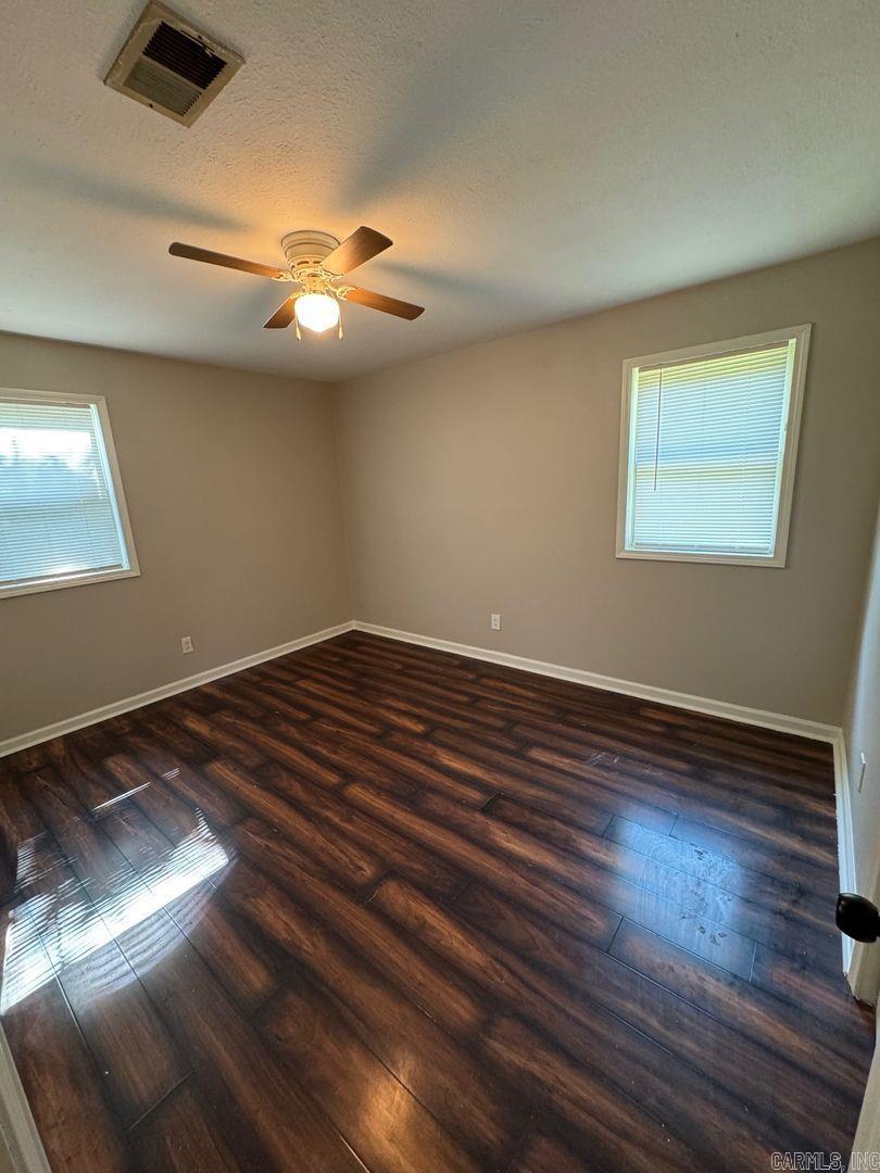 Lake Sail-EM III - Residential Lease