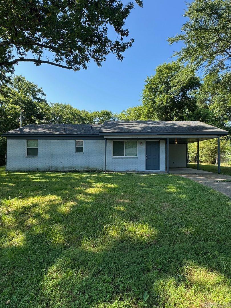 Welcome to 2857 Lakeland Drive, a charming 3-bedroom, 1-bathroom home located in the heart of Benton, AR. This home offers a comfortable and convenient living experience with its well-designed layout and essential amenities. The kitchen comes equipped with a microwave and refrigerator, ensuring all your culinary needs are met. The property also features a carport, providing a secure and covered space for your vehicle. With its prime location and thoughtful amenities, 2857 Lakeland Drive is the perfect place to call home. Experience the best of Benton living at this delightful property.