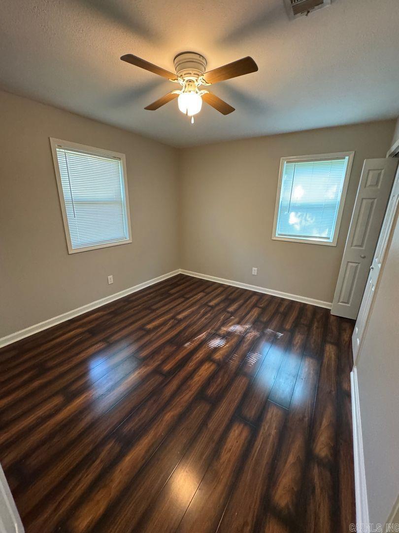 Lake Sail-EM III - Residential Lease