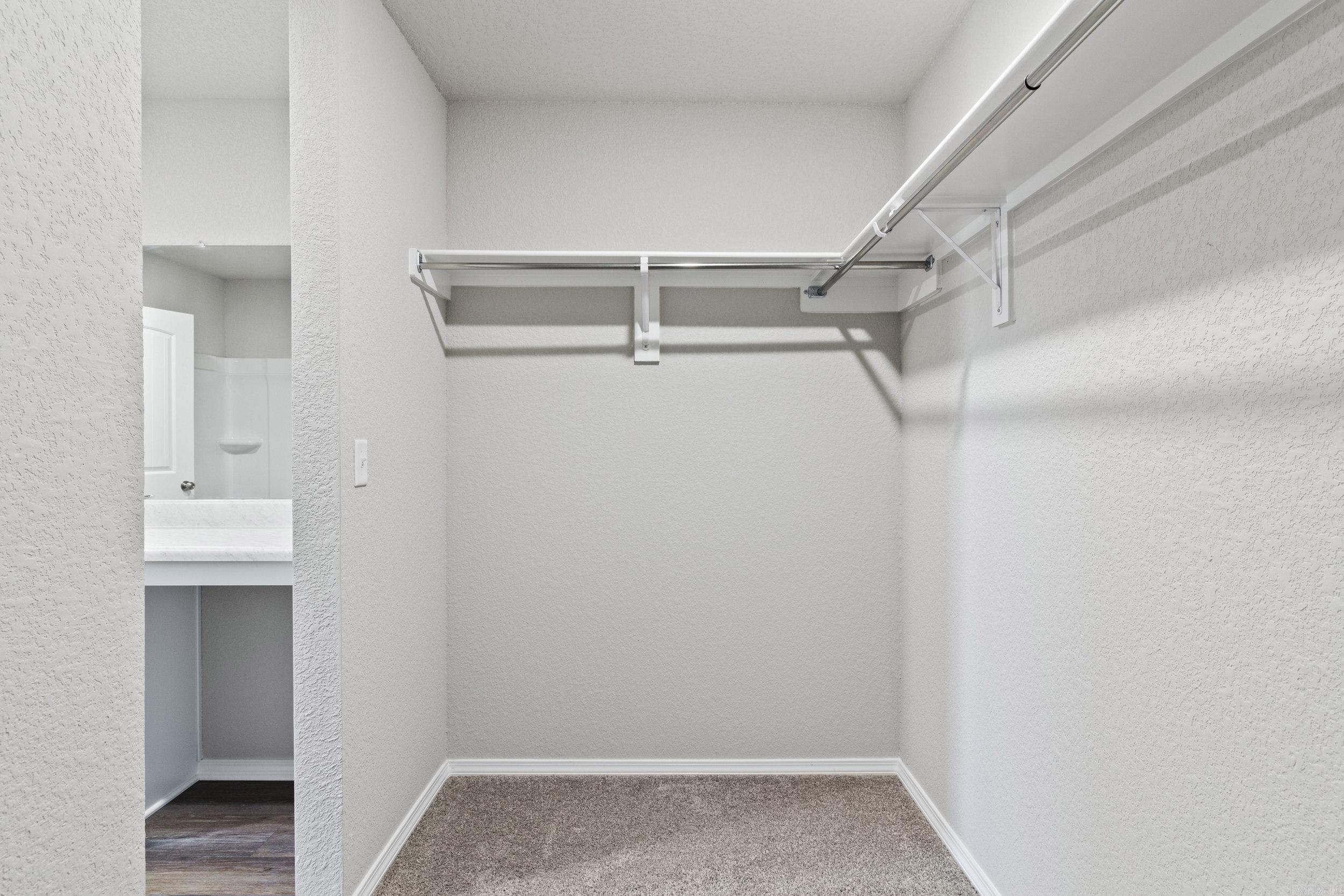 COUNTRY CLUB OF ARK THE - Residential