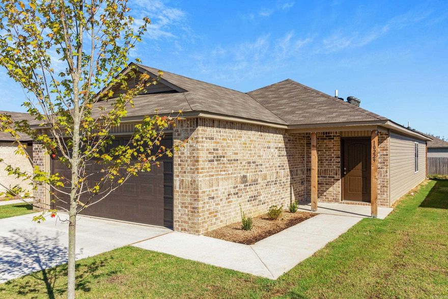 The Somerville plan is a modern looking plan with an attractive exterior and spacious, open-concept interior. This plan includes a covered patio! Come tour it today!  Valuable upgrades included: plumbing faucet upgrade 2, 8" deep Kitchen sink, door bell, added cable jack, HVAC rigid duct upgrade, crown on Kitchen cabinets, flush laminate bar top in Kitchen, Luxury Vinyl Plank flooring in wet areas and Living Room and adjacent hallways and added hallway, raised ceilings in Living Areas per municipal requirements, fiberglass exterior doors, Cheyenne style doors, added door on Master Bath water closet, baseboards level 2, 25in wide attic stairs, full sod, stainless steel appliance package.   *** AGENTS, PLEASE SEE AGENT REMARKS OR SHOWING REMARKS AND VERY IMPORTANT INFORMATION.***  THIS HOME IS SCHEUDLED TO BE COMPLETE IN MID AUGUST.