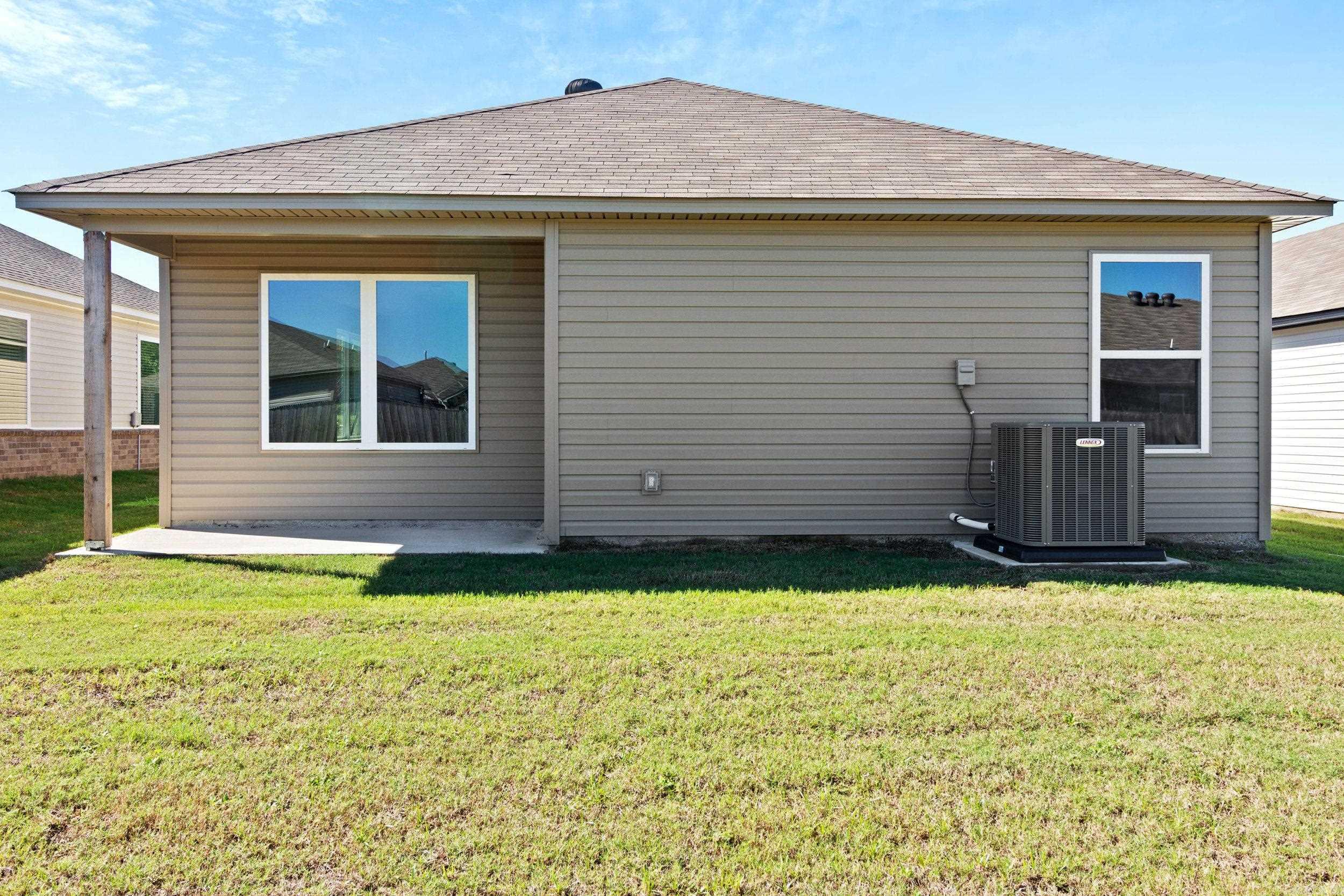 COUNTRY CLUB OF ARK THE - Residential