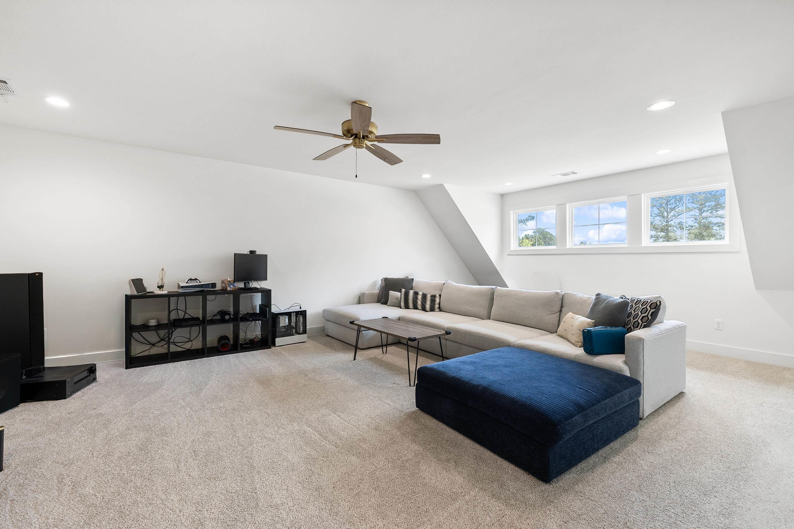 WESTRIDGE SUB - Residential