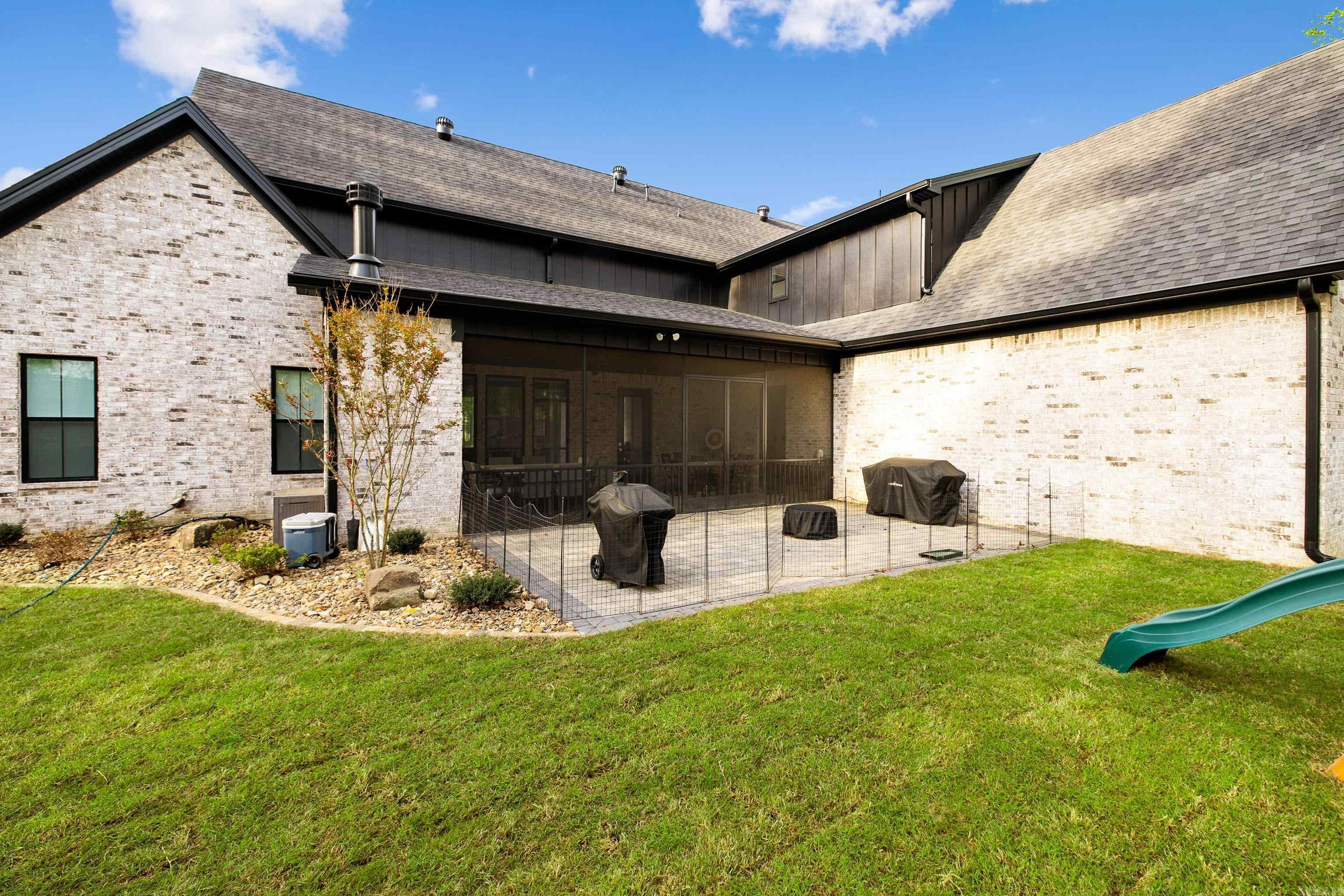 WESTRIDGE SUB - Residential