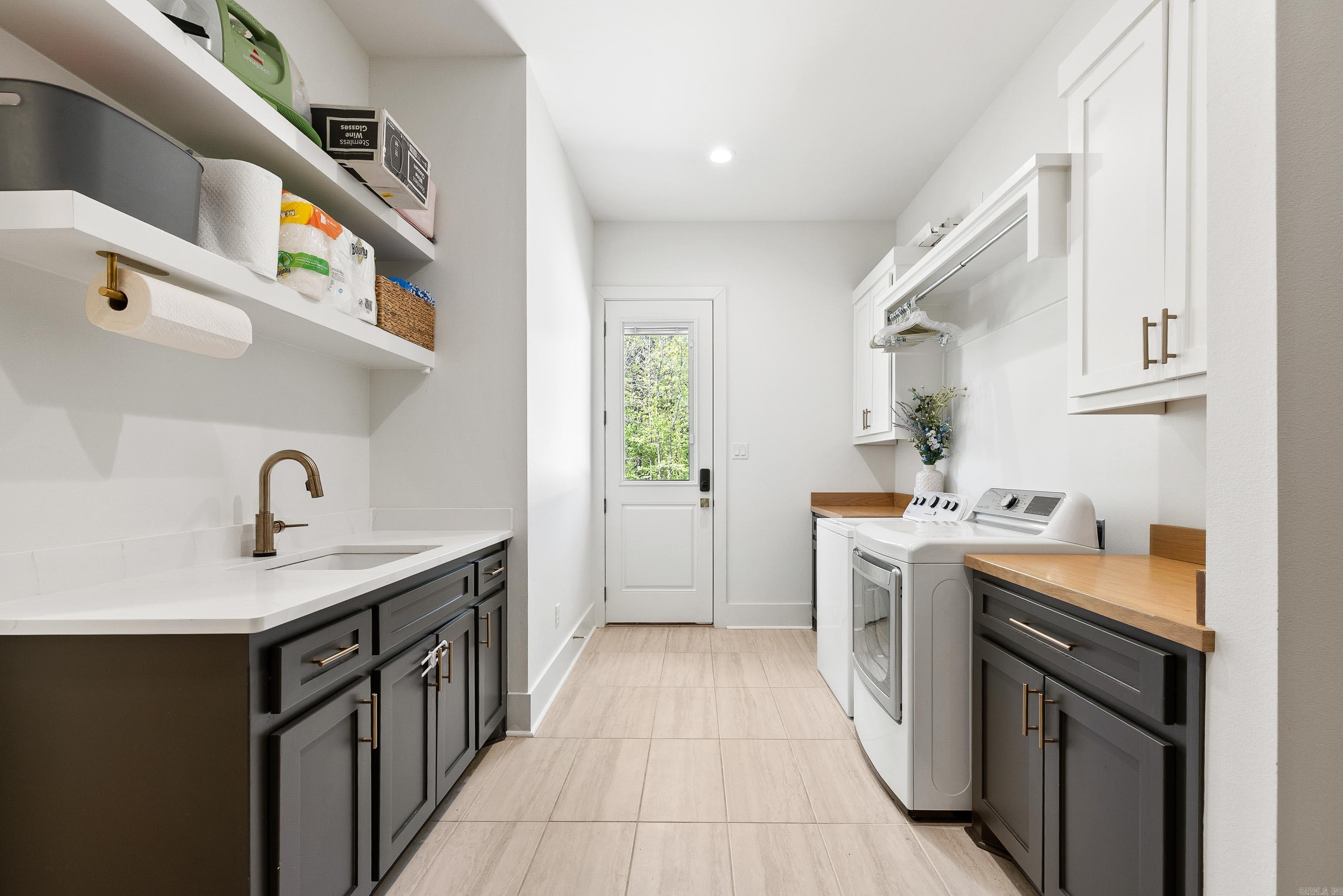 WESTRIDGE SUB - Residential