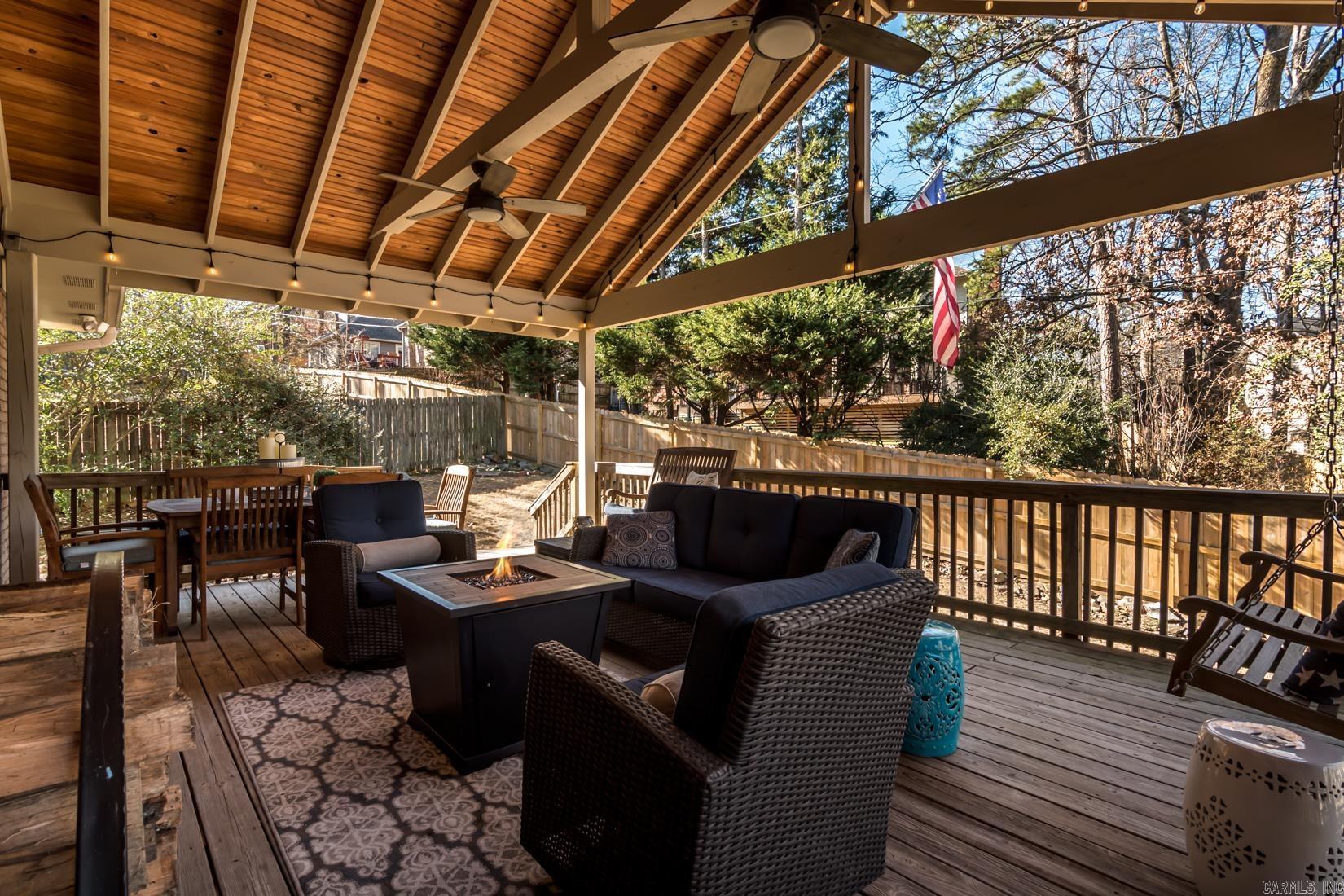 ST CHARLES ADDN - Residential