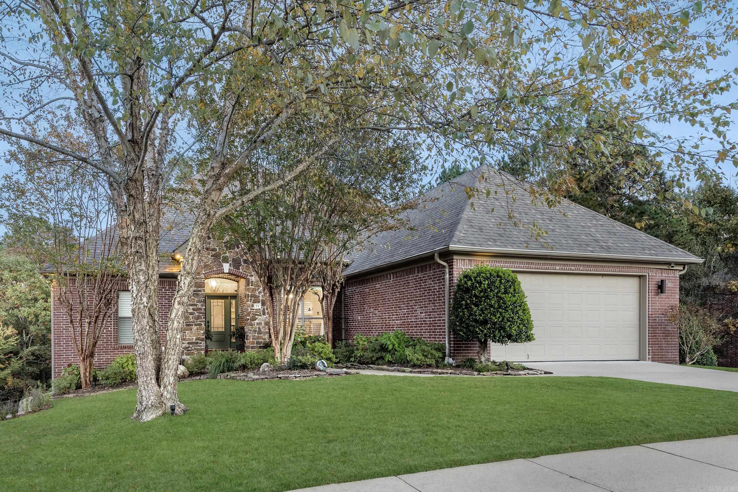 CHENAL VALLEY EPERNAY PLACE - Residential