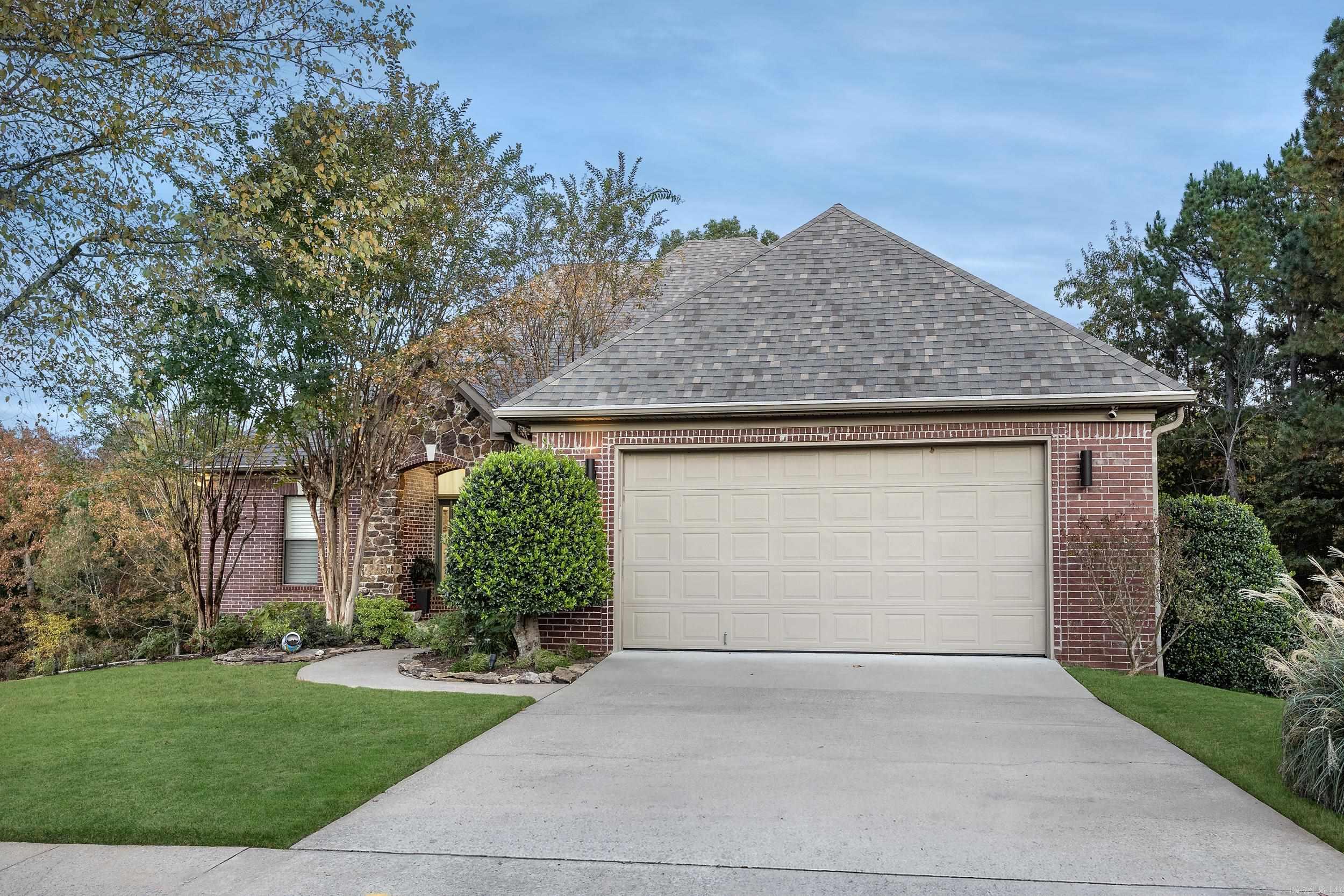 CHENAL VALLEY EPERNAY PLACE - Residential