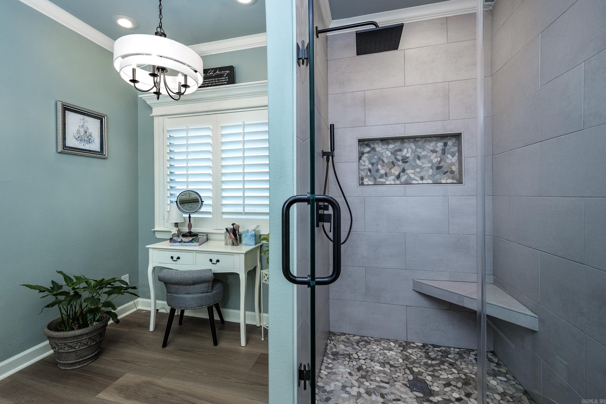 CHENAL VALLEY EPERNAY PLACE - Residential