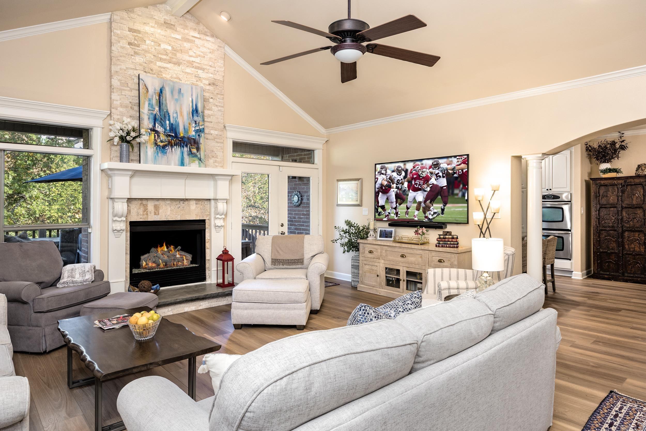 CHENAL VALLEY EPERNAY PLACE - Residential