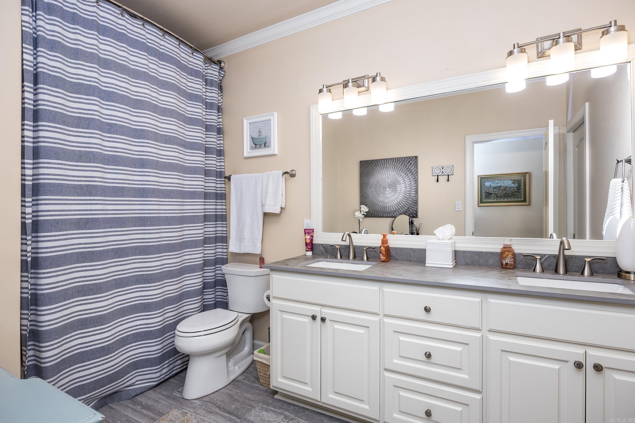 CHENAL VALLEY EPERNAY PLACE - Residential