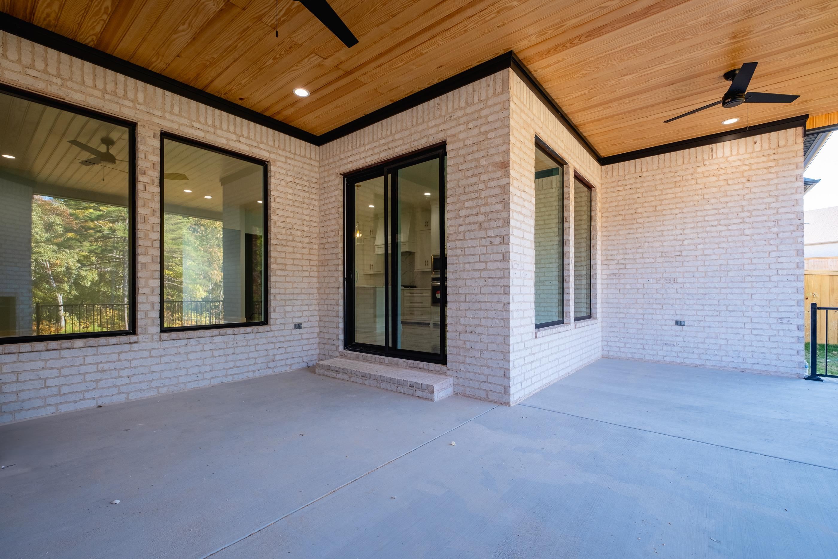 FLETCHER VALLEY "FLETCHER RIDGE" - Residential