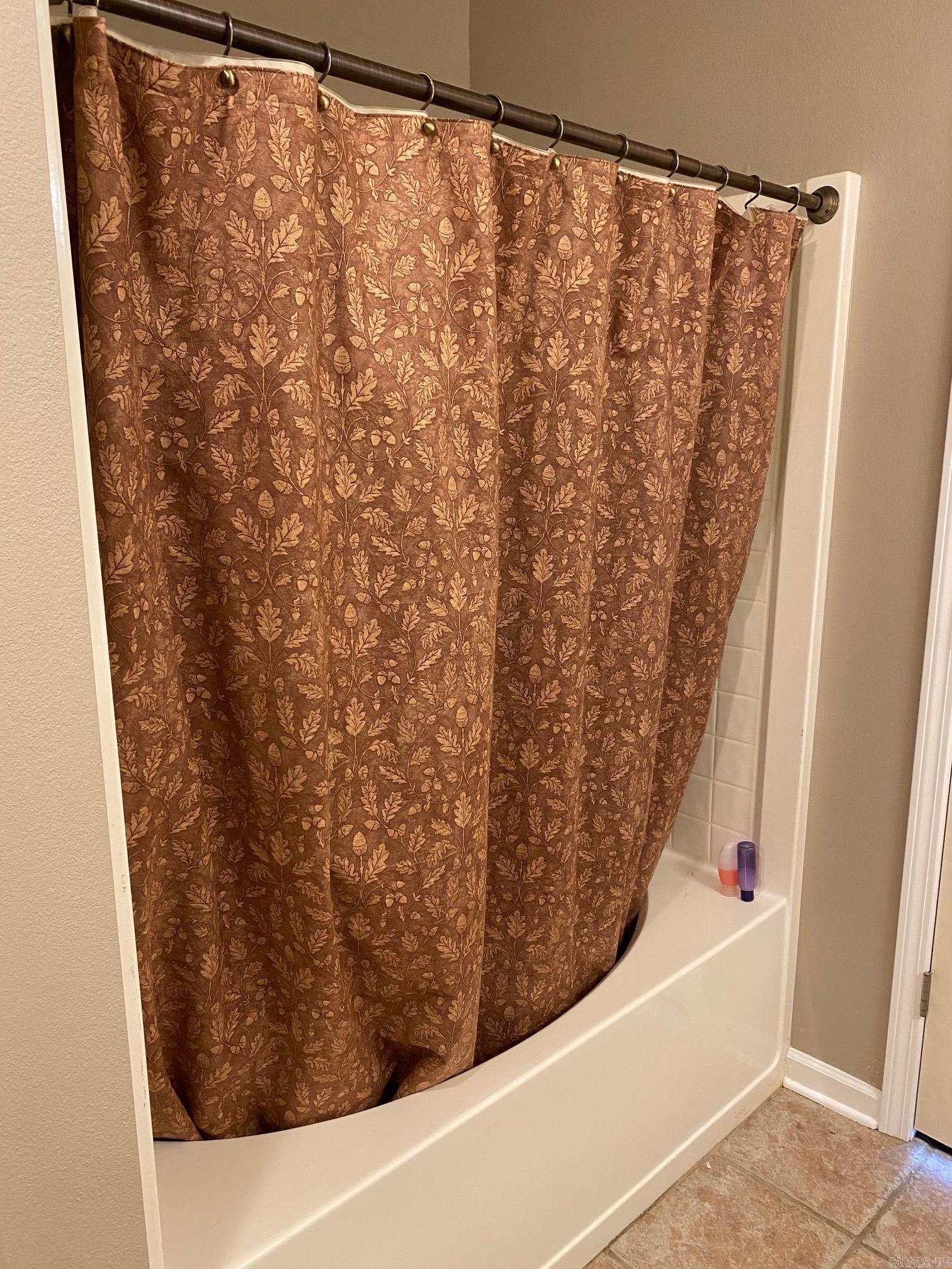 DOVE CREEK - Residential