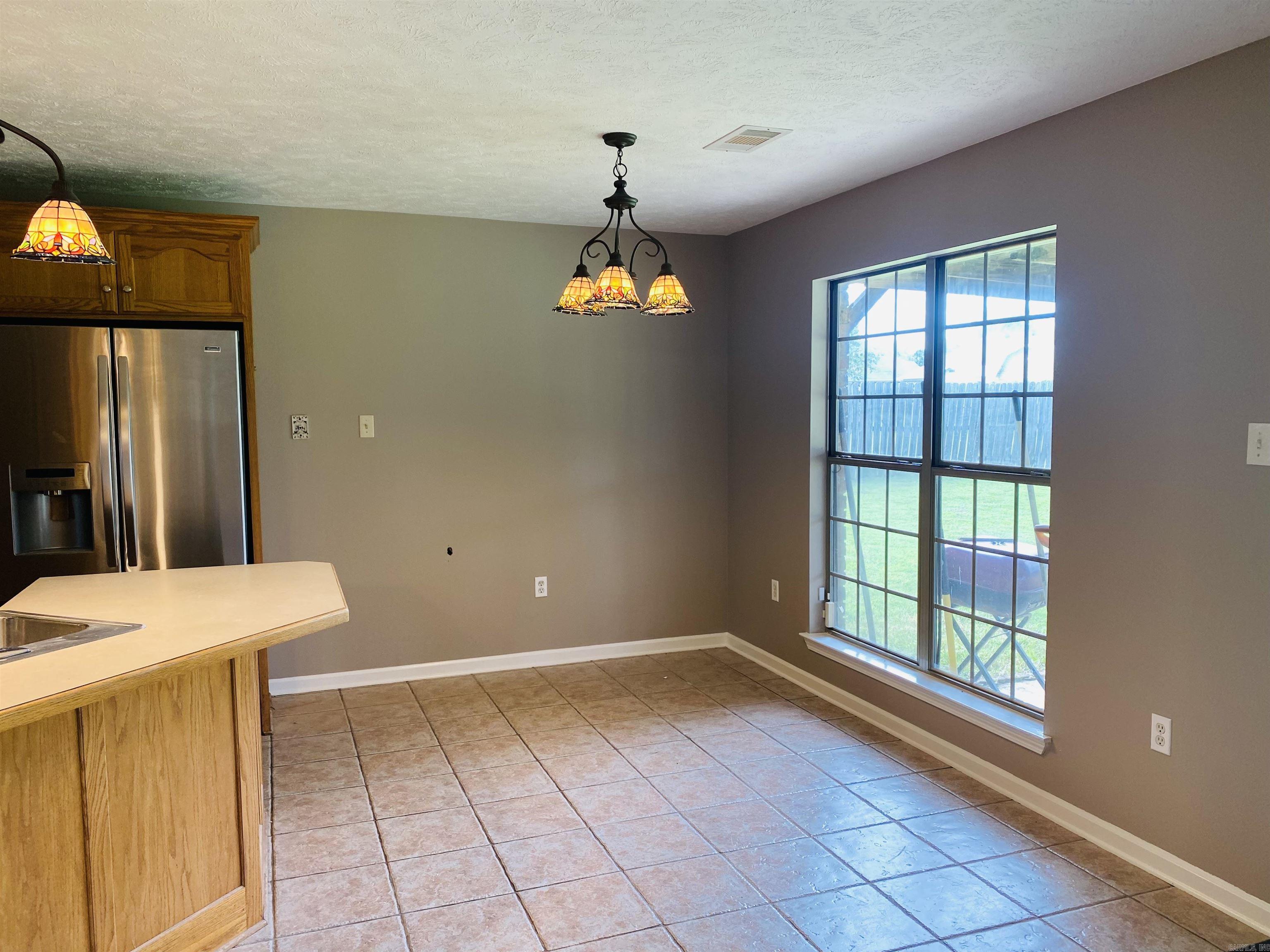 DOVE CREEK - Residential