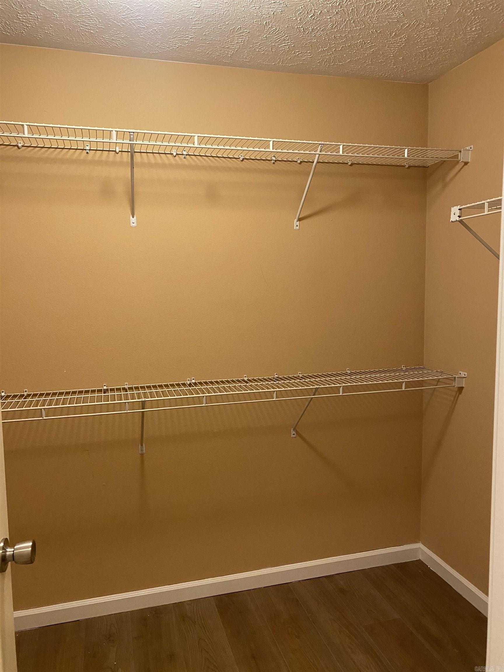 DOVE CREEK - Residential